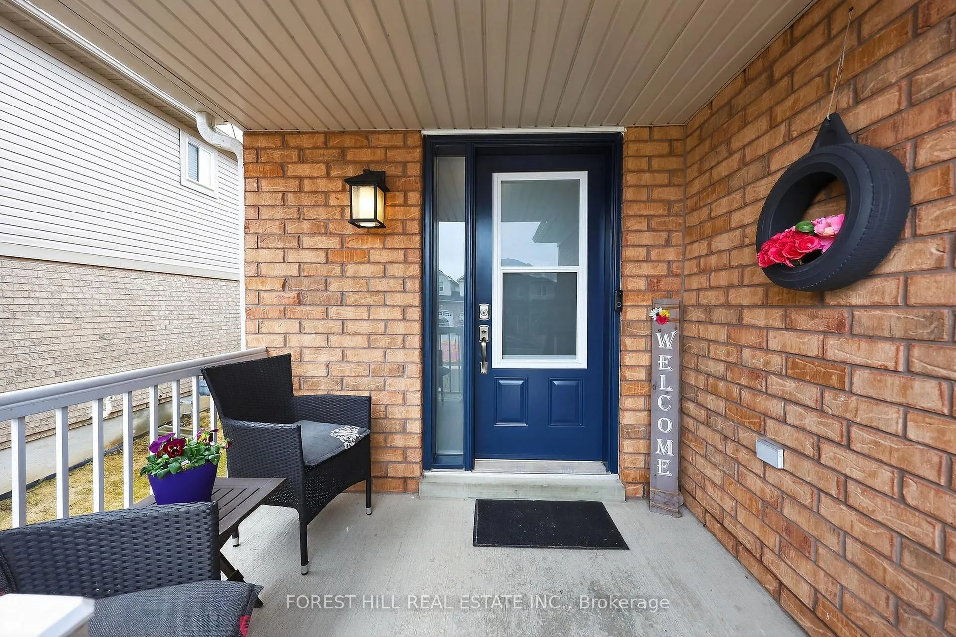 Photo 2 of 102 Majesty Boulevard, Barrie, Innis-Shore — HOMEH