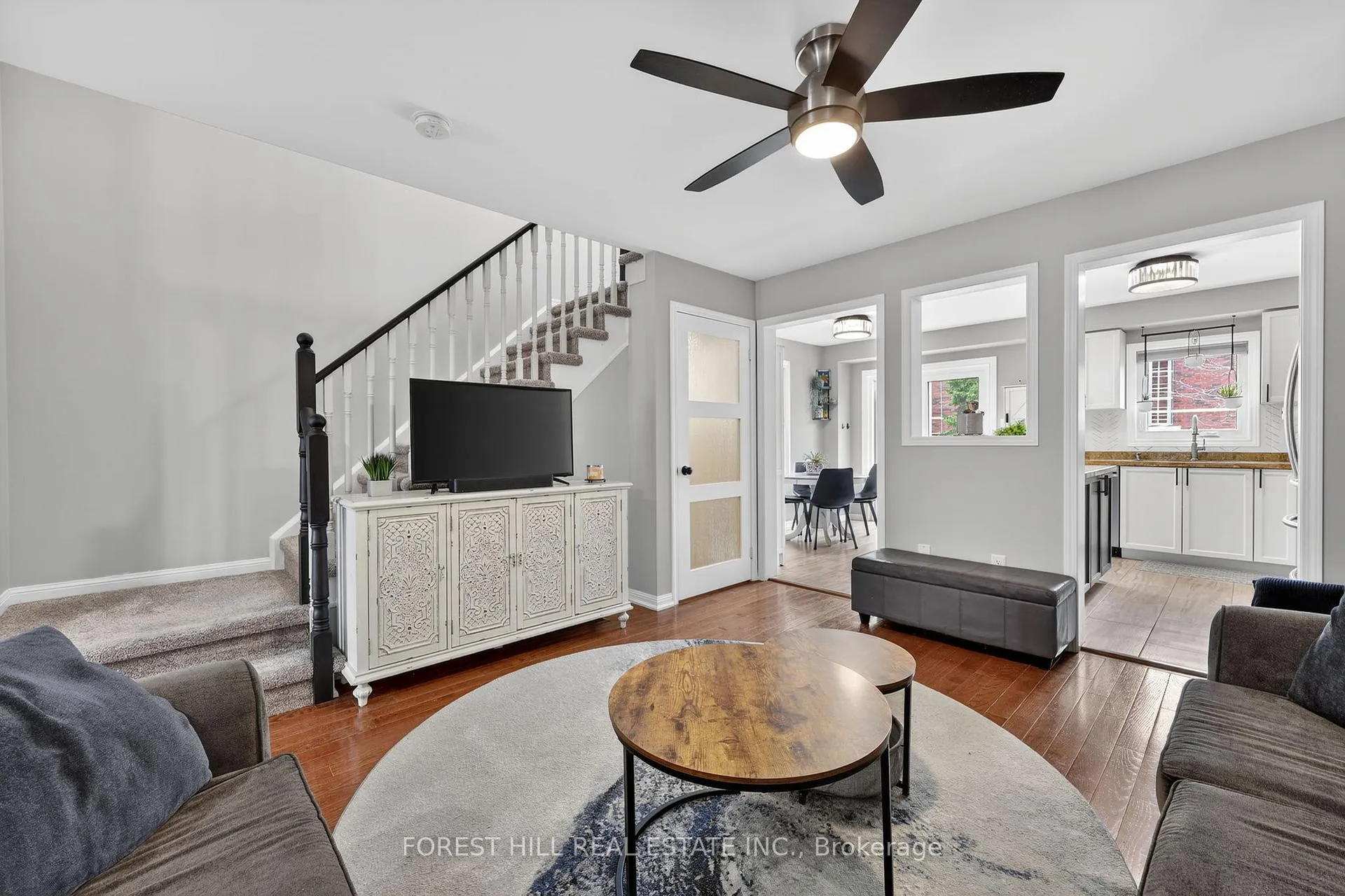 Photo 7 of 102 Majesty Boulevard, Barrie, Innis-Shore — HOMEH
