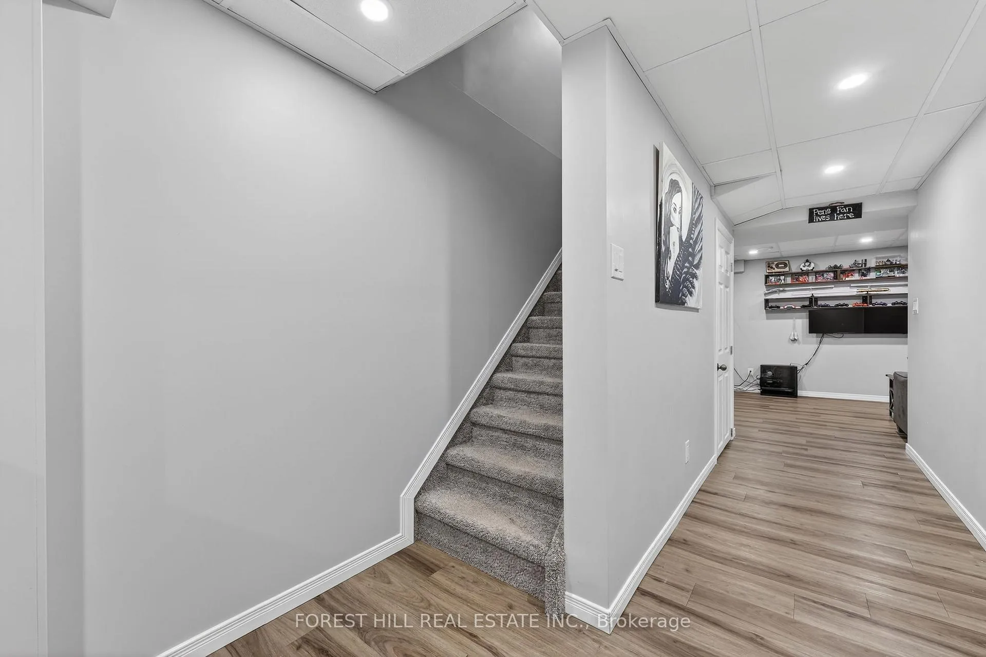 Photo 23 of 102 Majesty Boulevard, Barrie, Innis-Shore — HOMEH