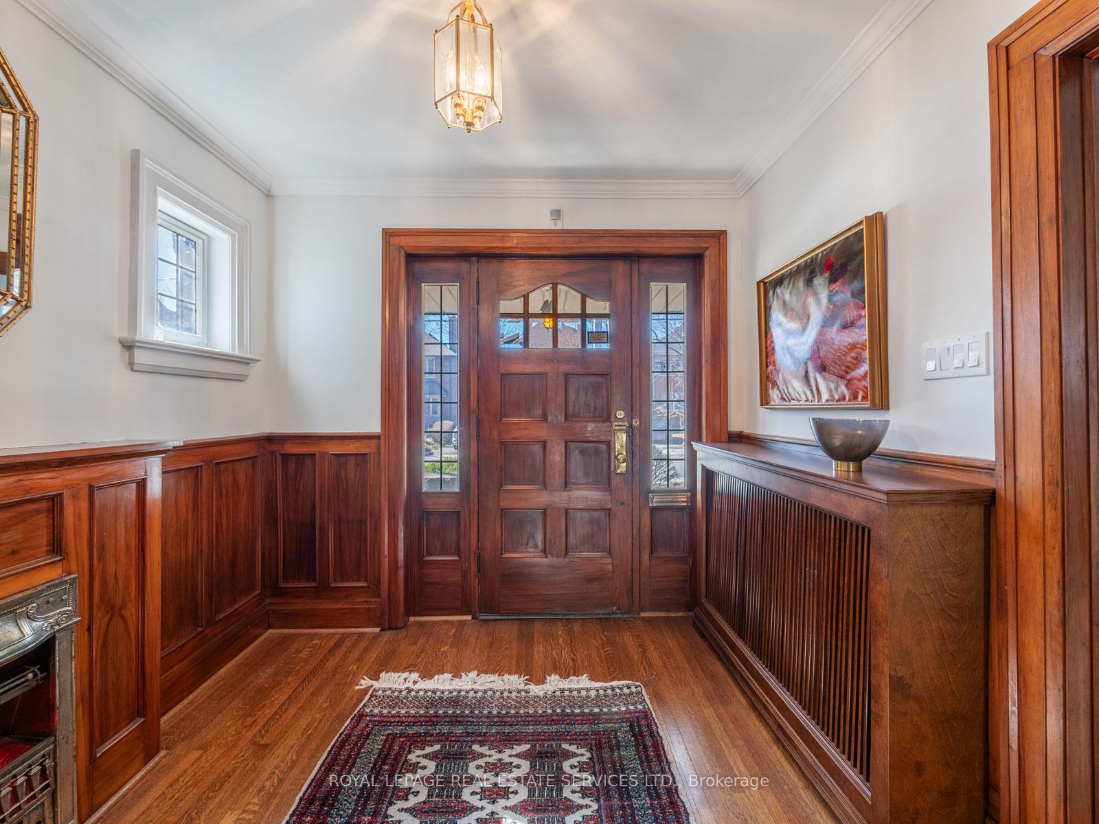 Photo 2 of 71 Highbourne Road, Toronto, Yonge-Eglinton — HOMEH