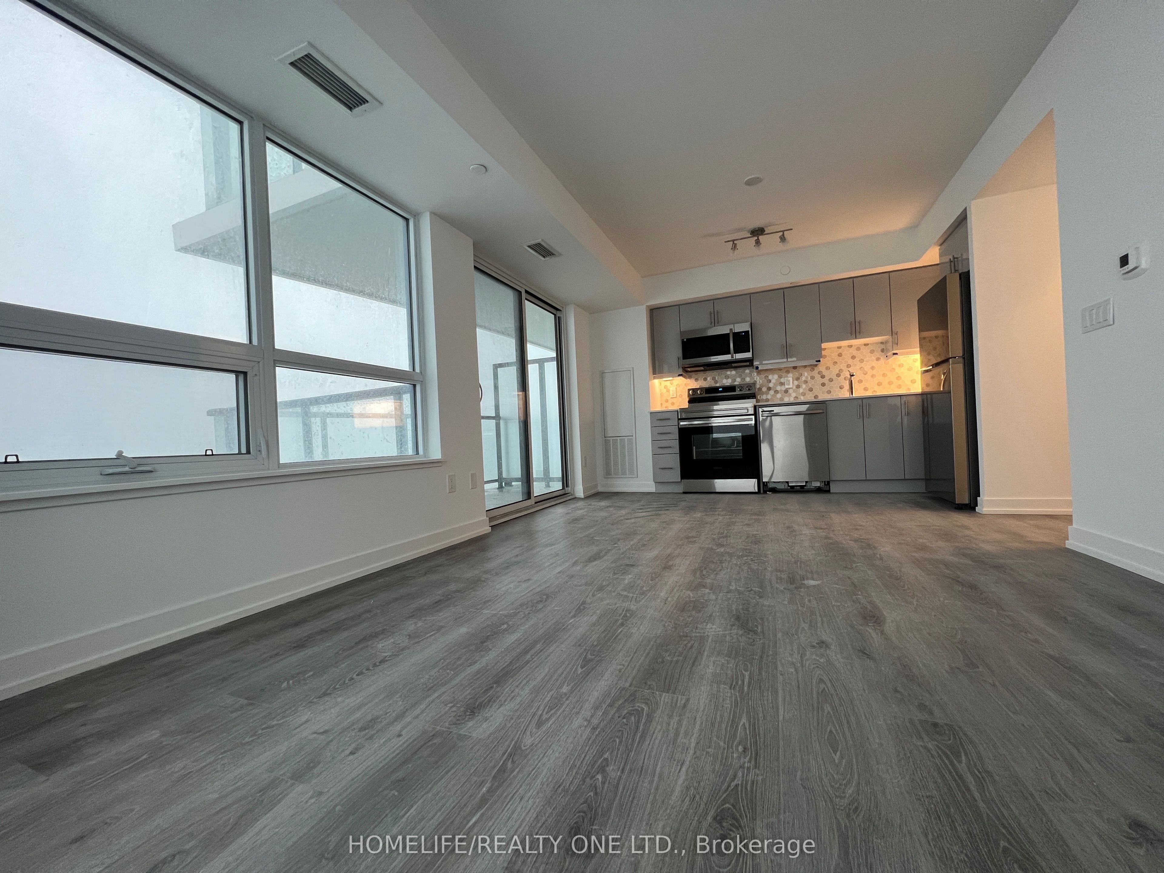 Photo 24 of Unit 812, 1480 Bayly Street, Pickering, Bay Ridges — HOMEH