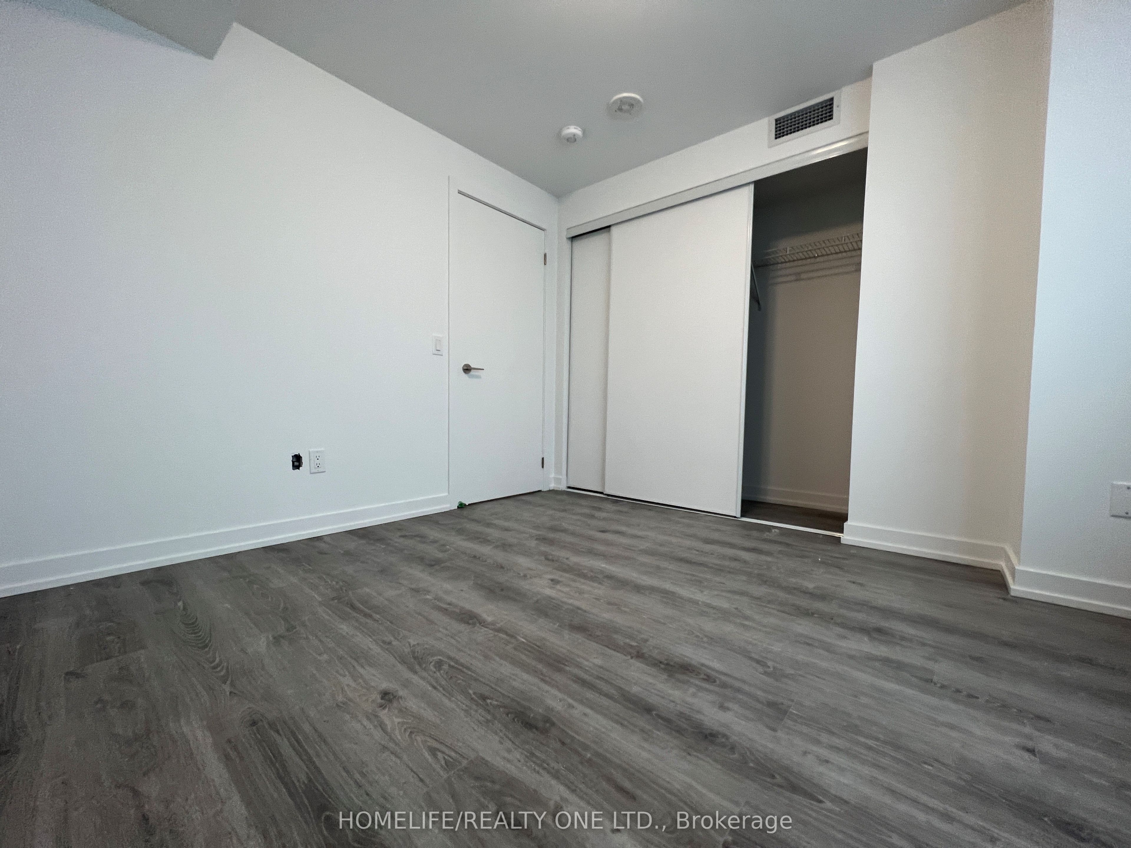 Photo 29 of Unit 812, 1480 Bayly Street, Pickering, Bay Ridges — HOMEH