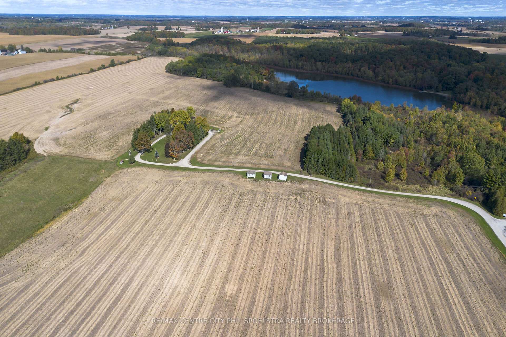 Photo 8 of 5830 Whittaker Lane, Thames Centre, Rural Thames Centre — HOMEH