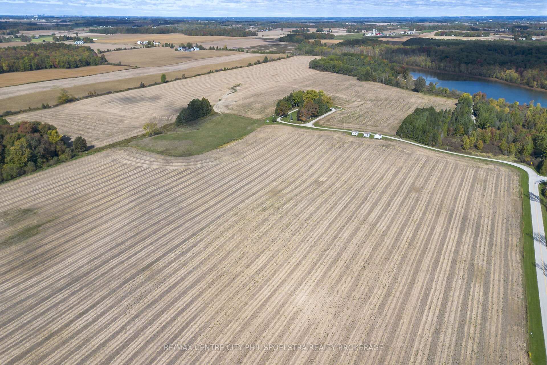 Photo 9 of 5830 Whittaker Lane, Thames Centre, Rural Thames Centre — HOMEH