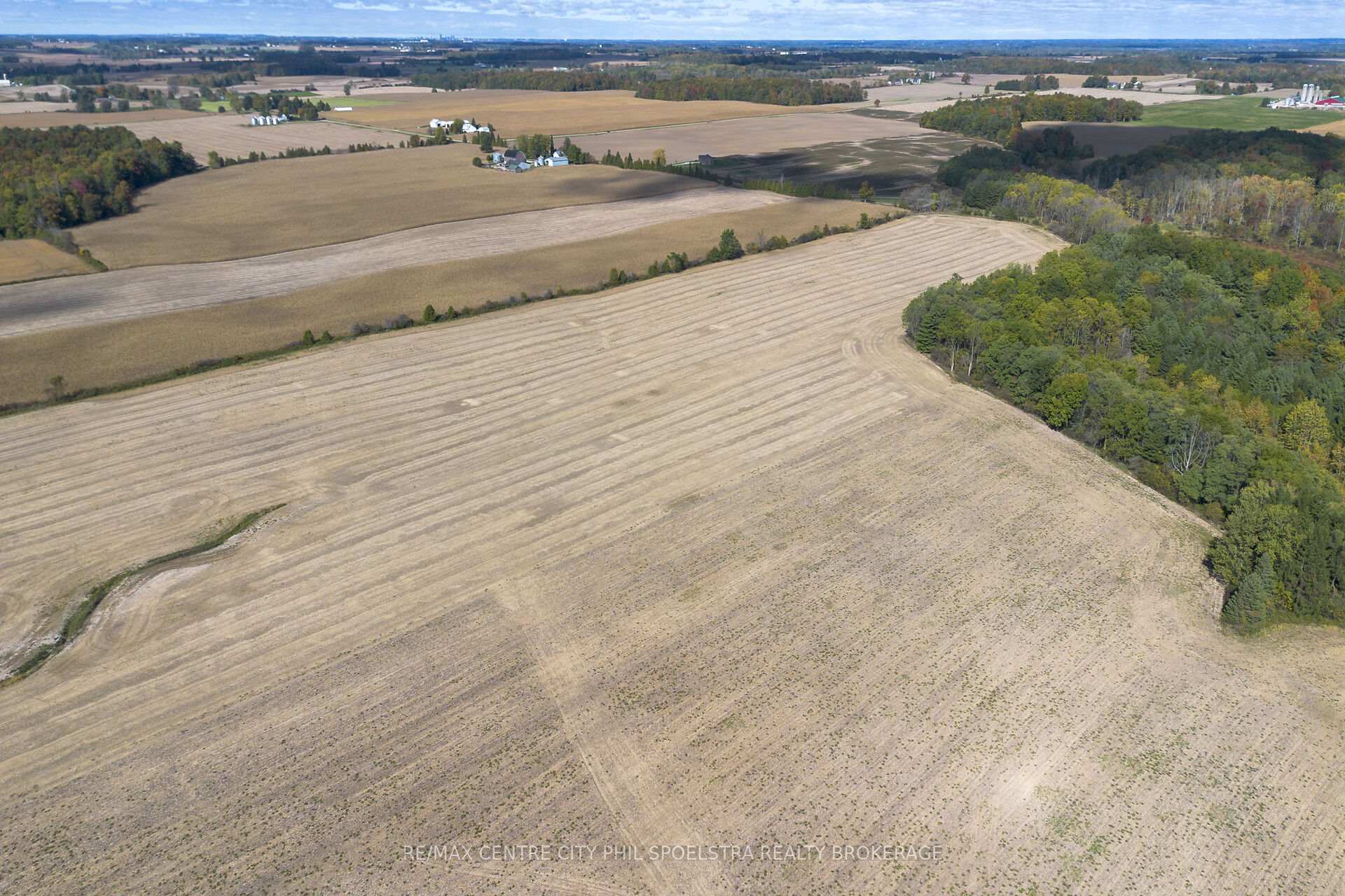 Photo 14 of 5830 Whittaker Lane, Thames Centre, Rural Thames Centre — HOMEH