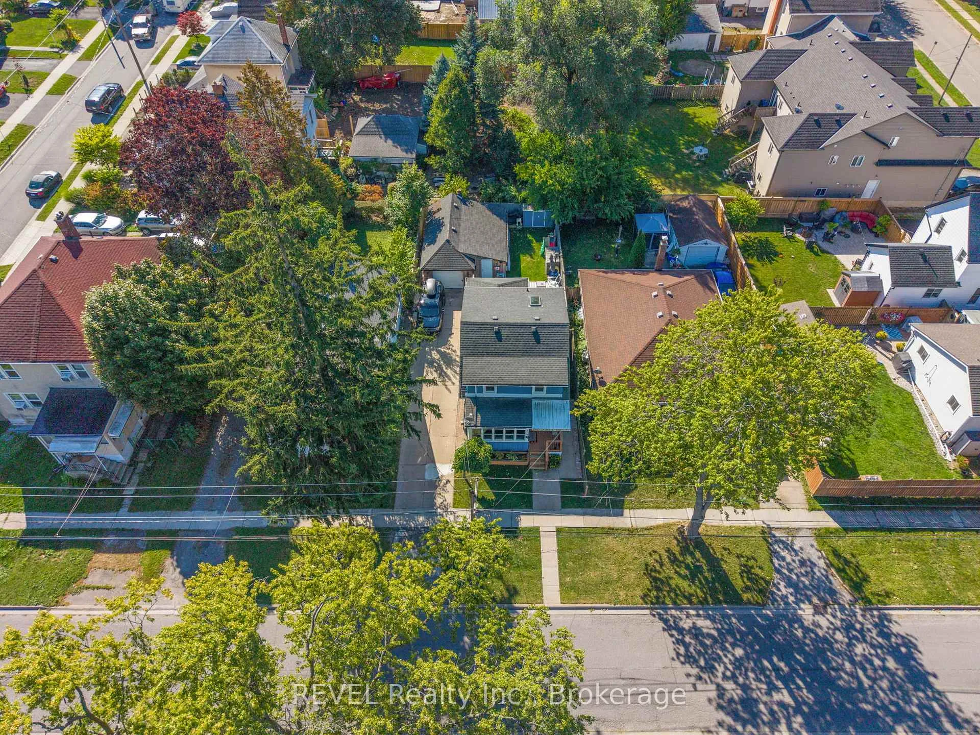 Photo 32 of 33 Regent Street, Thorold, Thorold Downtown — HOMEH