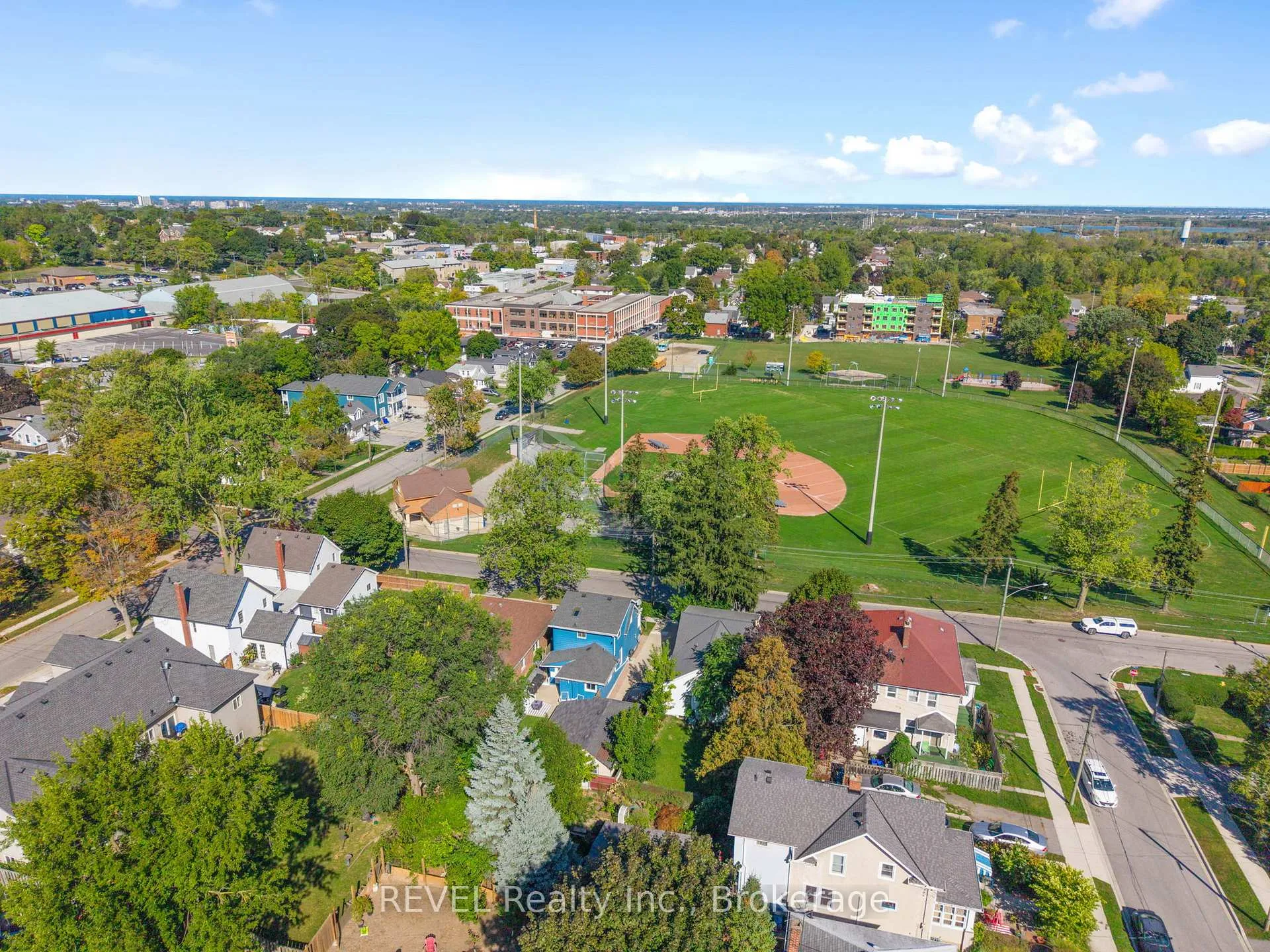 Photo 39 of 33 Regent Street, Thorold, Thorold Downtown — HOMEH