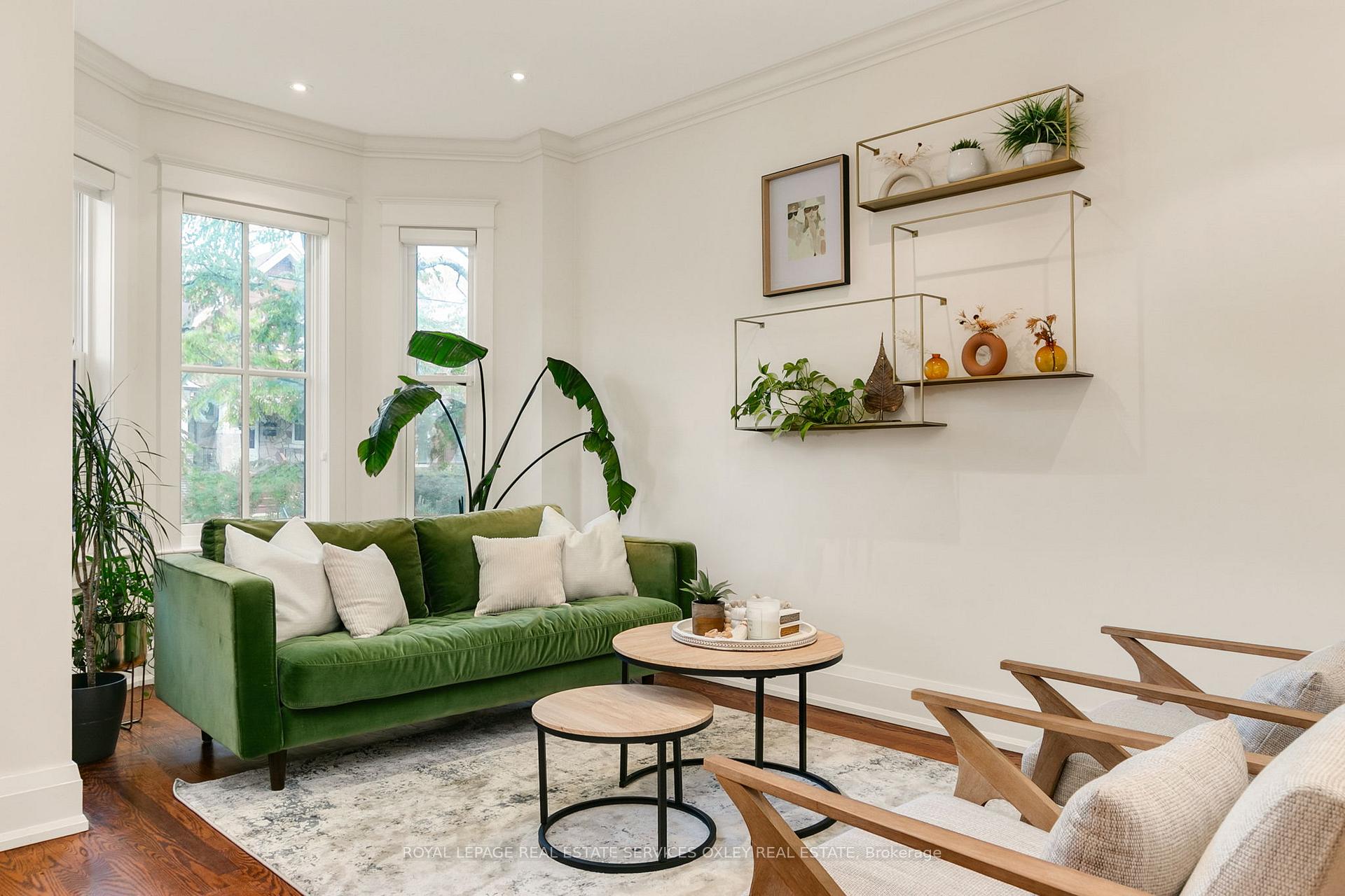 Photo 4 of 137 Hogarth Avenue, Toronto, North Riverdale — HOMEH