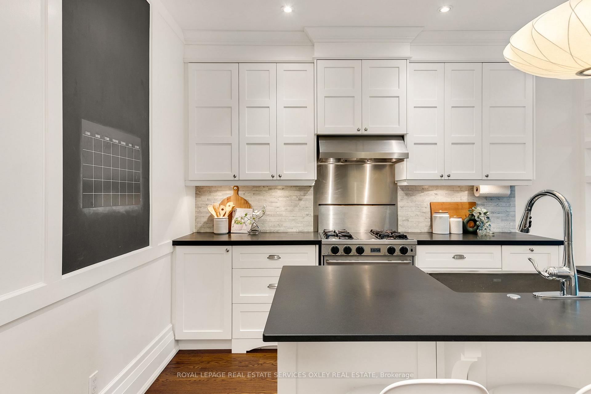 Photo 15 of 137 Hogarth Avenue, Toronto, North Riverdale — HOMEH