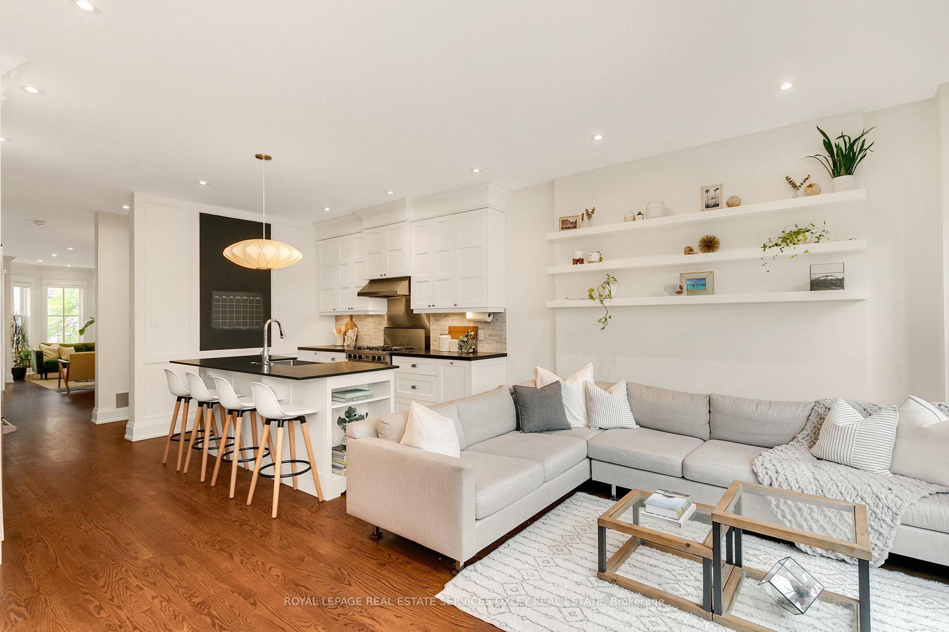 Photo 17 of 137 Hogarth Avenue, Toronto, North Riverdale — HOMEH