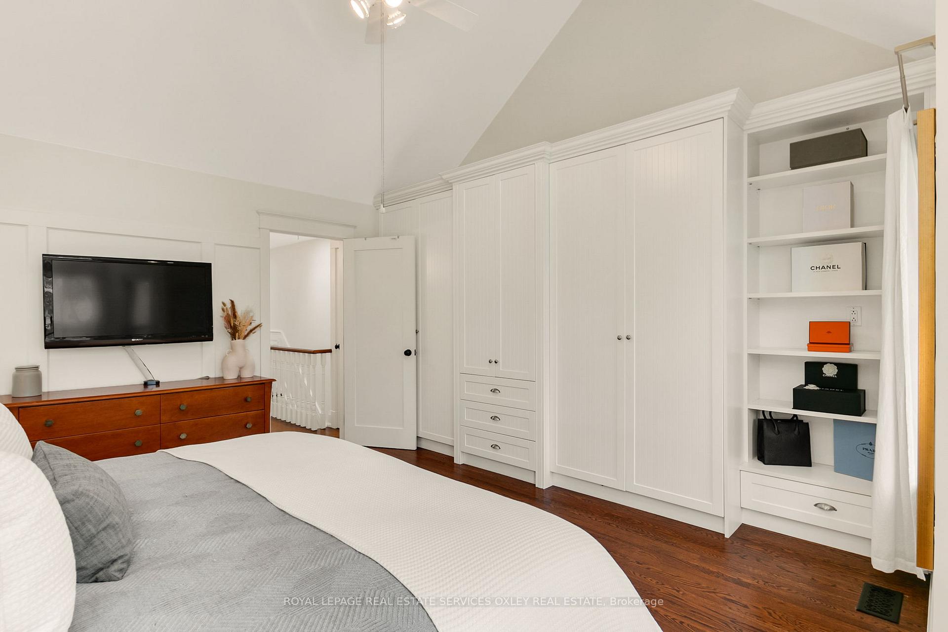 Photo 26 of 137 Hogarth Avenue, Toronto, North Riverdale — HOMEH