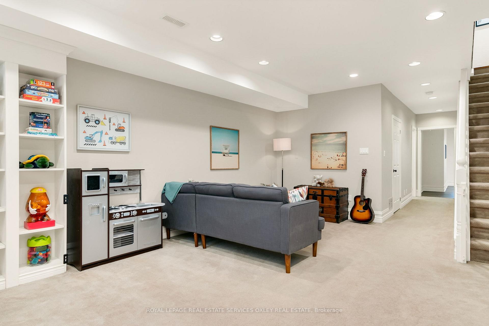 Photo 36 of 137 Hogarth Avenue, Toronto, North Riverdale — HOMEH