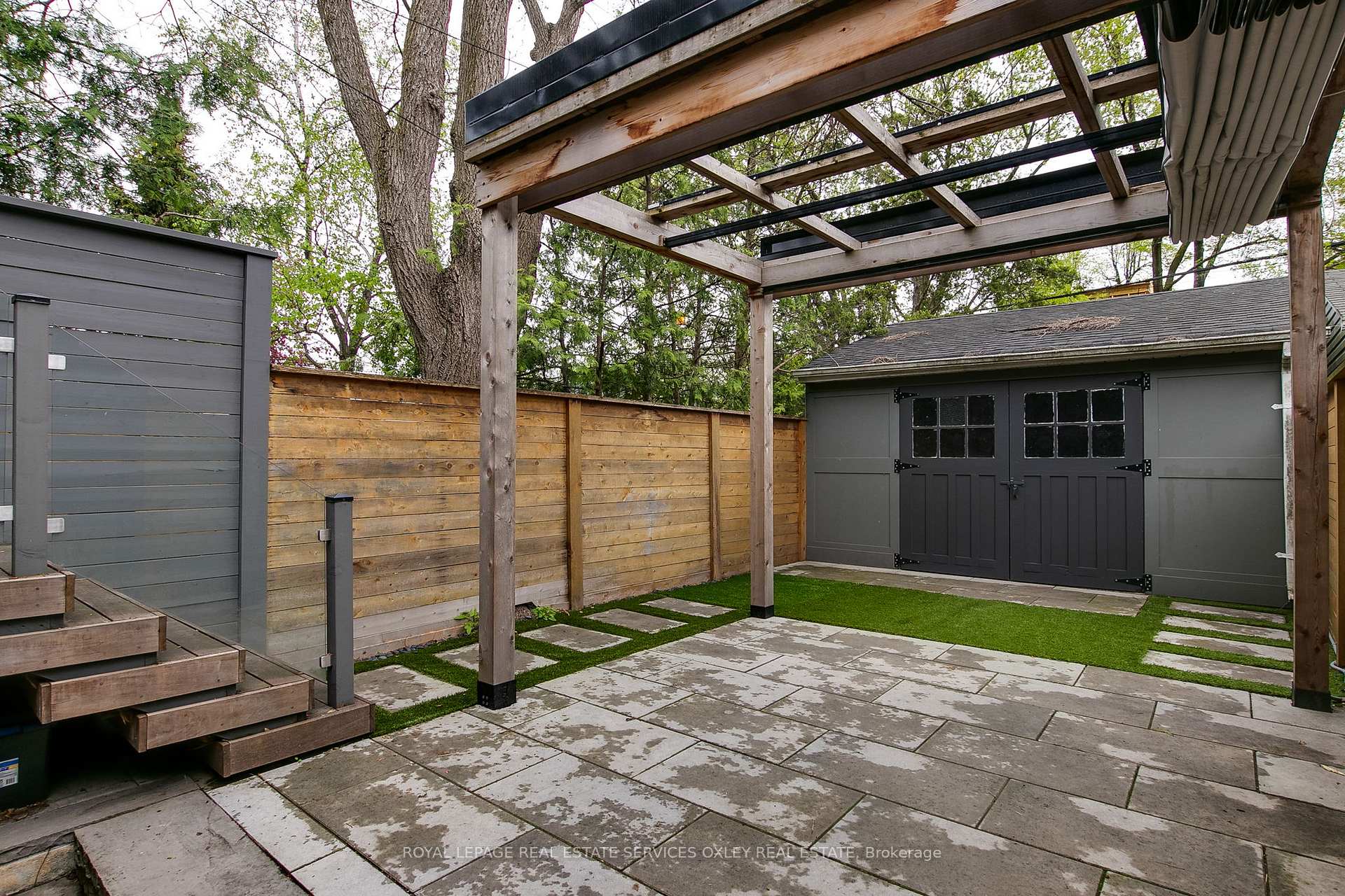 Photo 44 of 137 Hogarth Avenue, Toronto, North Riverdale — HOMEH