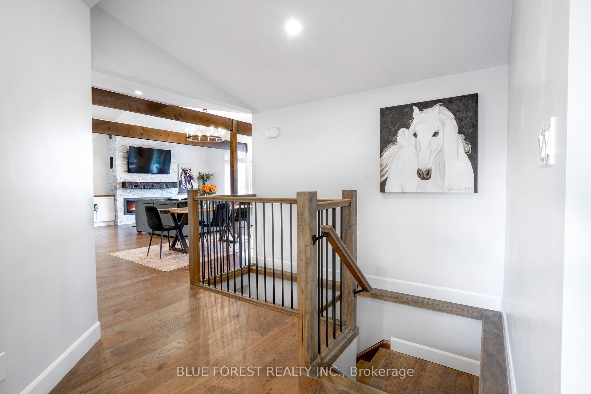 Photo 10 of 8748 Glengyle Drive, Strathroy-Caradoc, Rural Strathroy-Caradoc — HOMEH