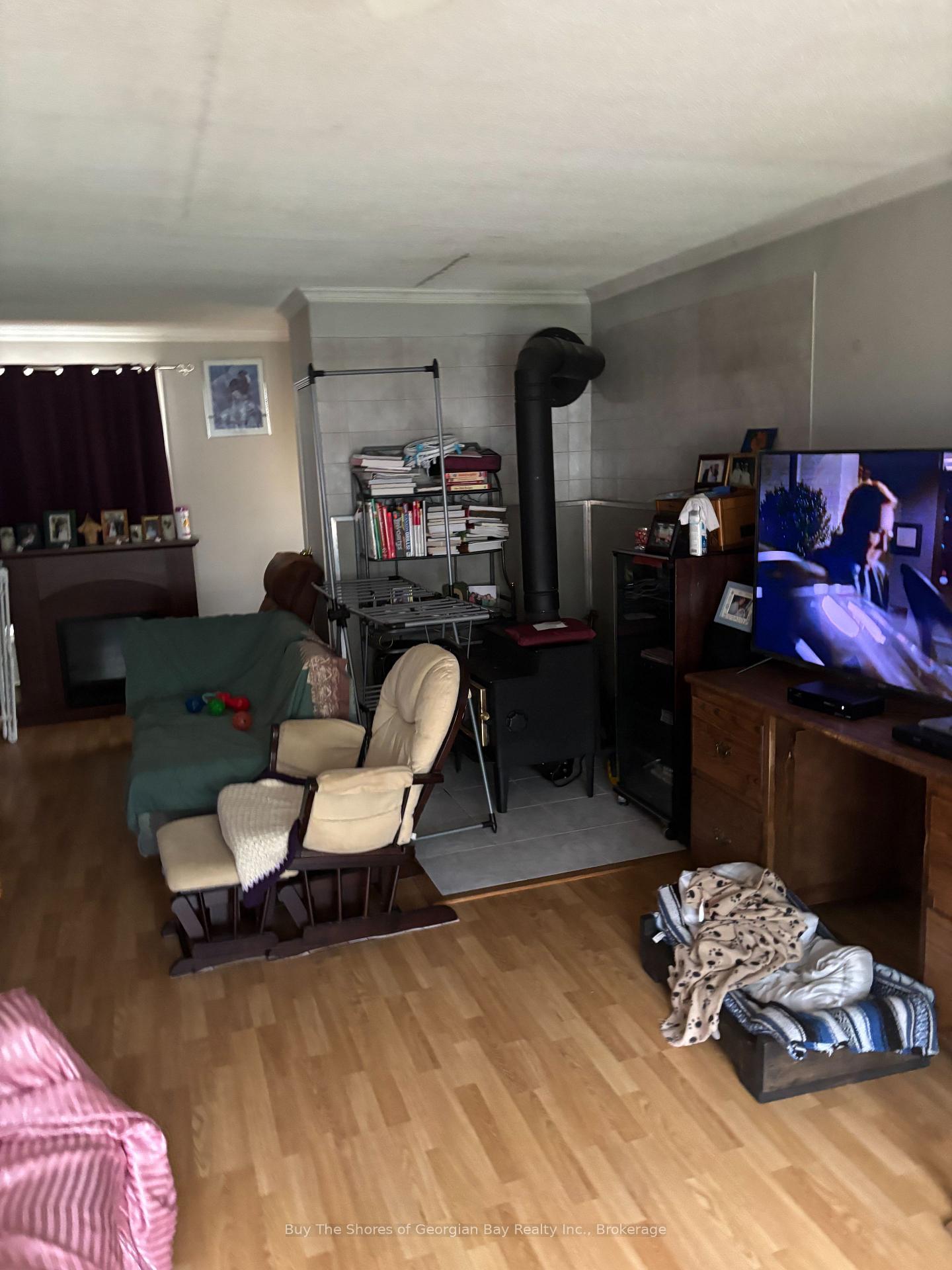 Photo 5 of 41 Lindale Avenue, Tiny, Rural Tiny — HOMEH