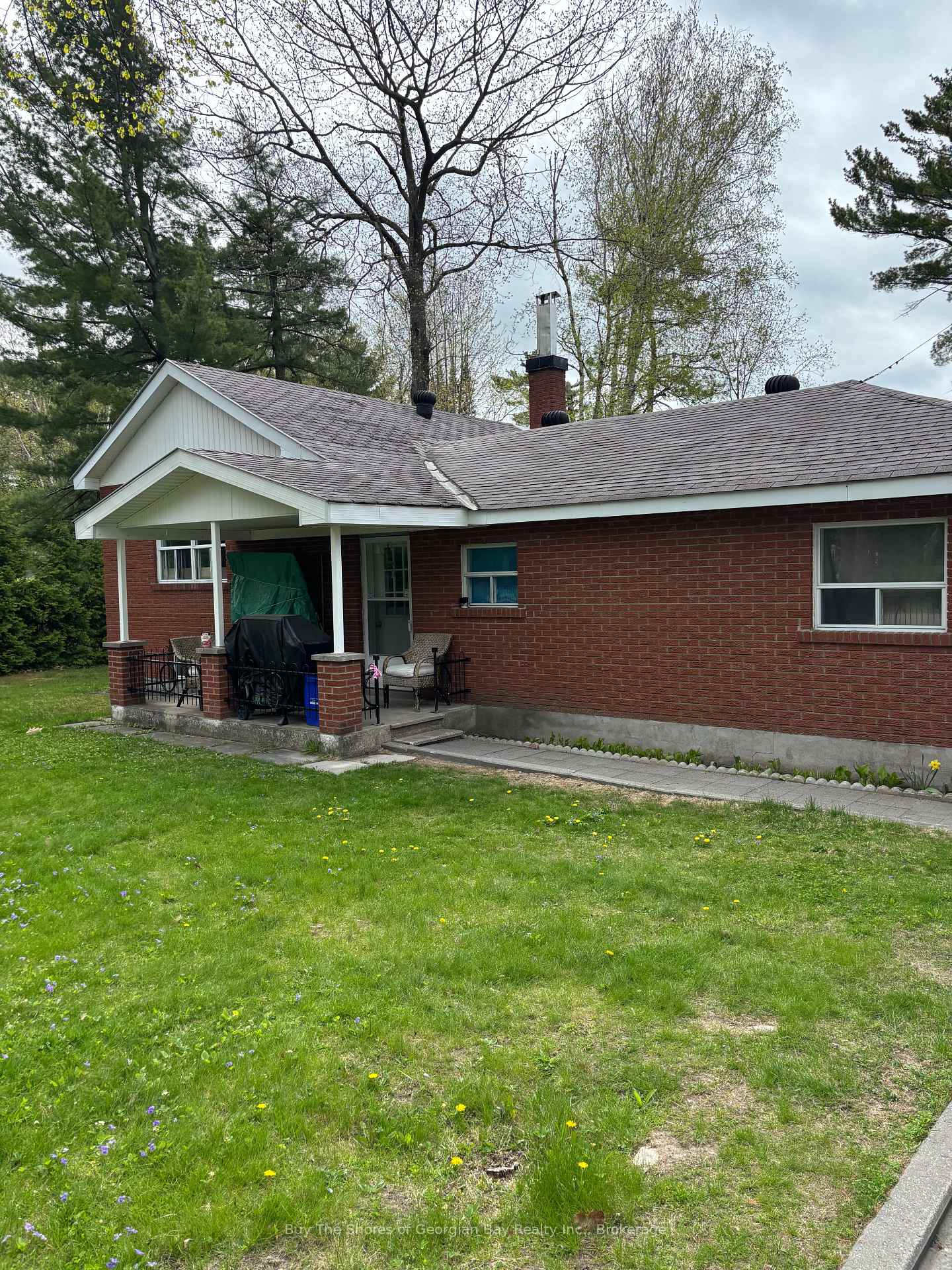 Photo 13 of 41 Lindale Avenue, Tiny, Rural Tiny — HOMEH