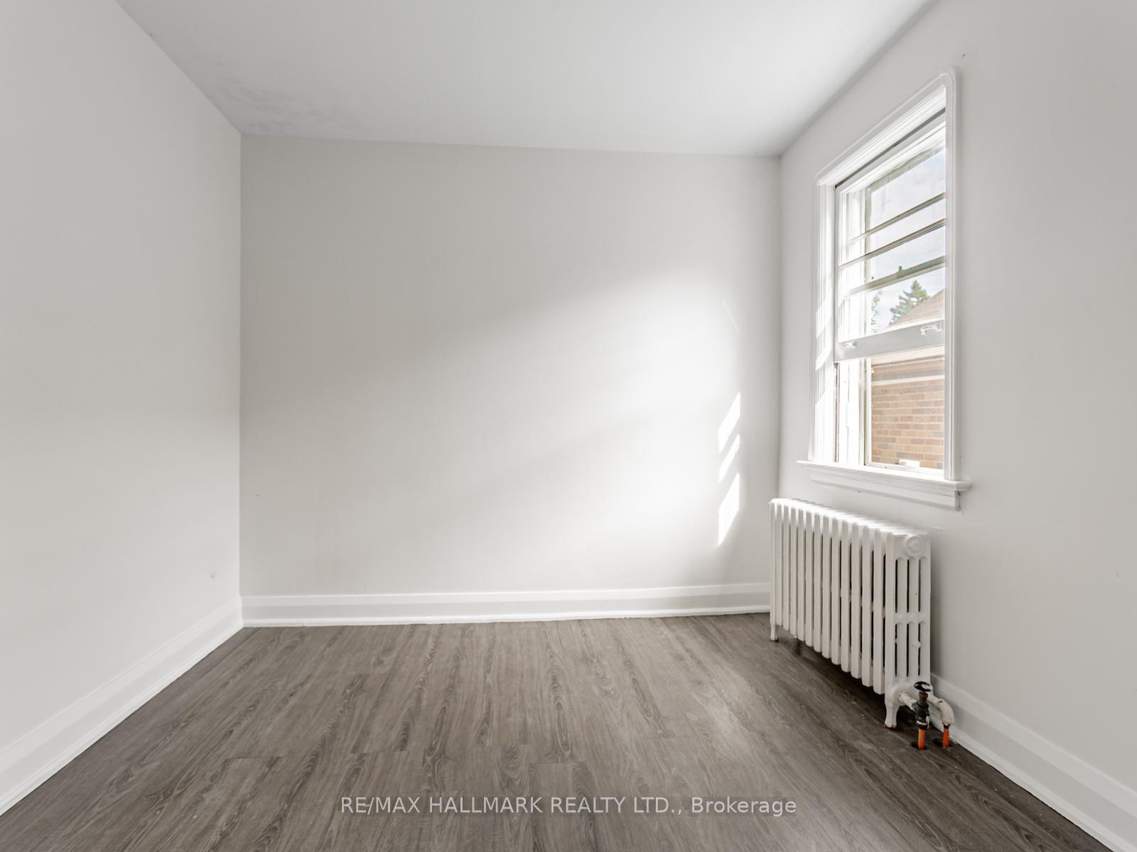 Photo 21 of 12 Ralston Avenue, Toronto, East York — HOMEH