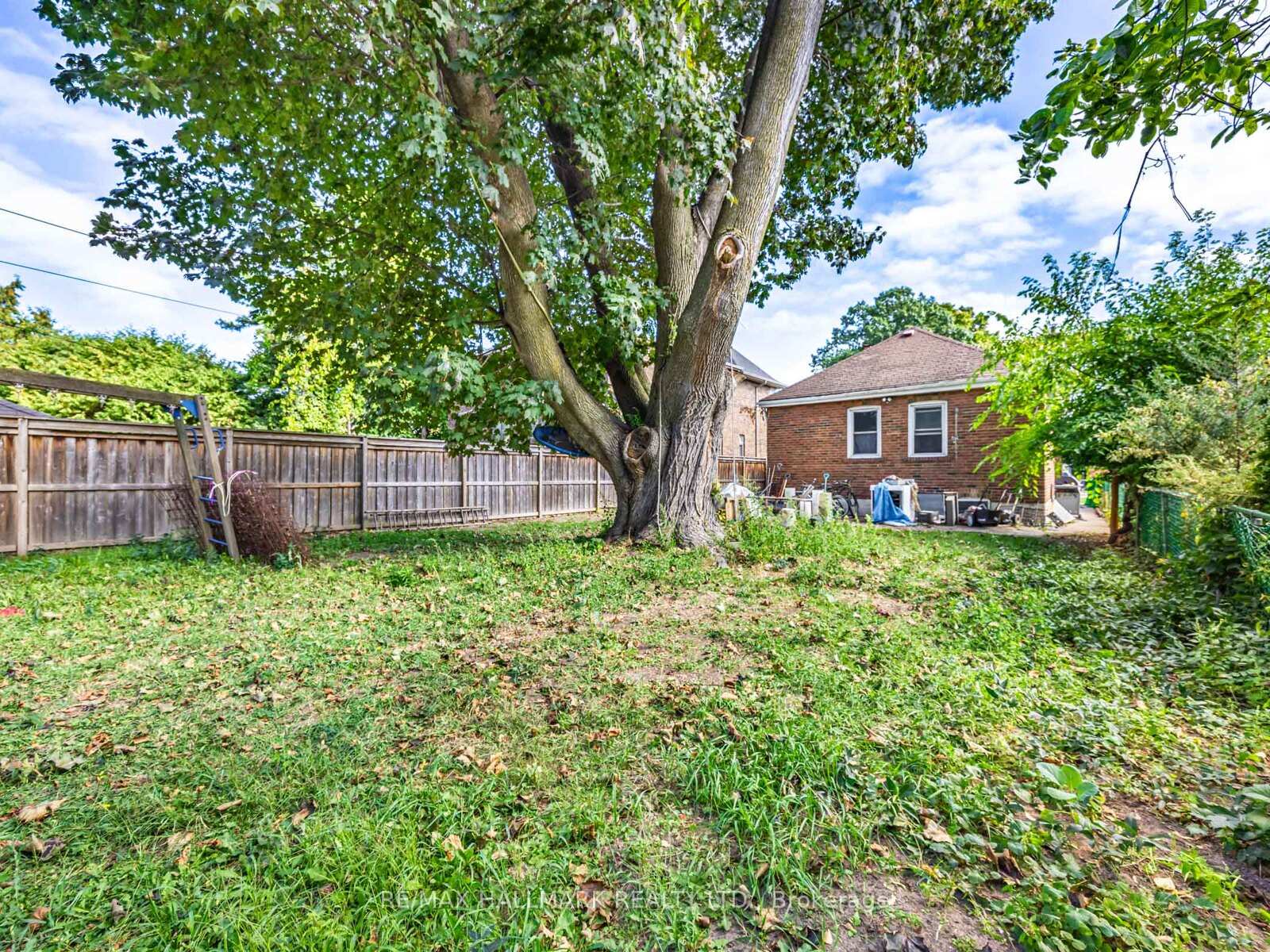 Photo 25 of 12 Ralston Avenue, Toronto, East York — HOMEH