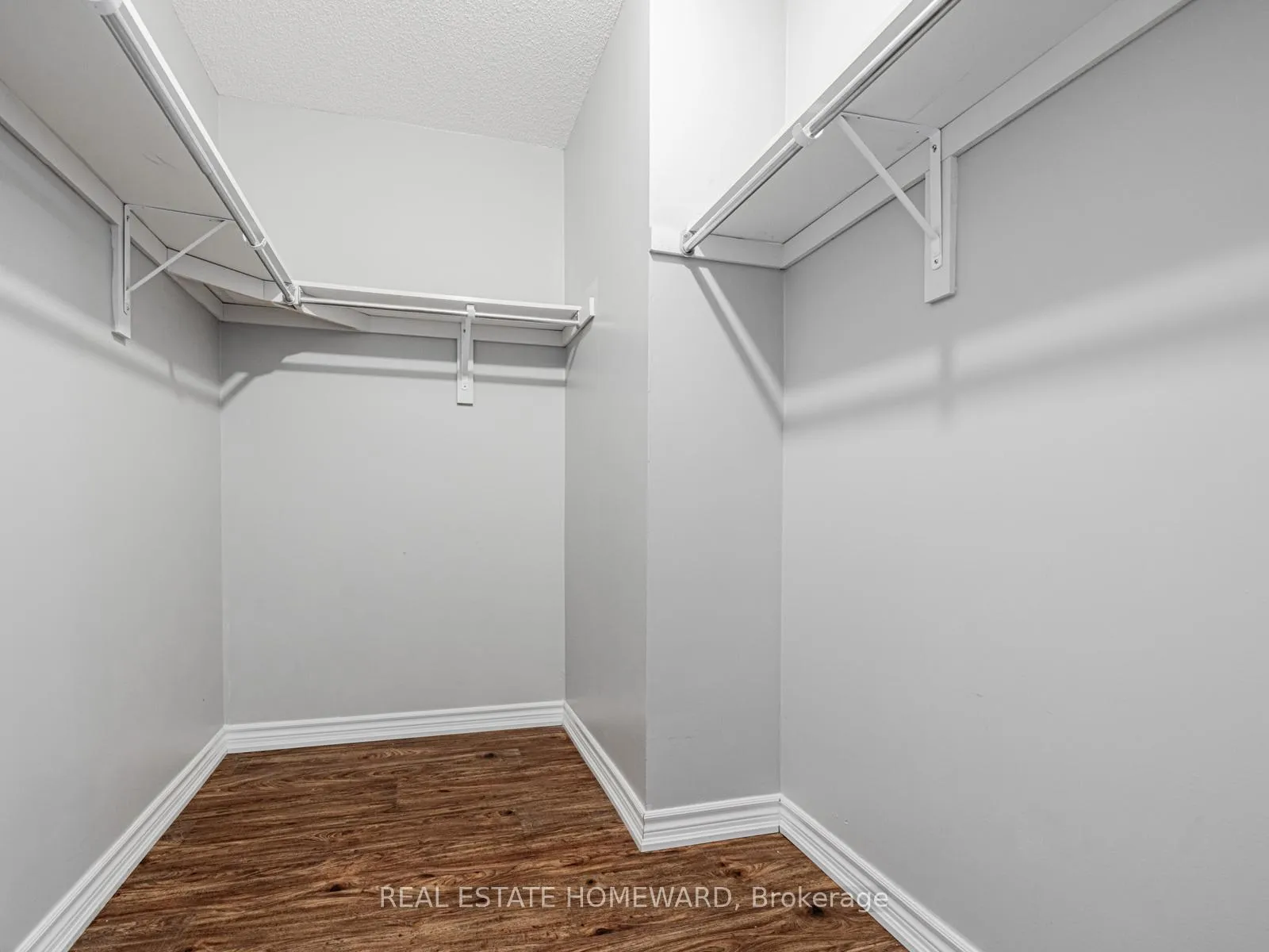 Photo 26 of 304 Flagstone Way, Newmarket, Woodland Hill — HOMEH