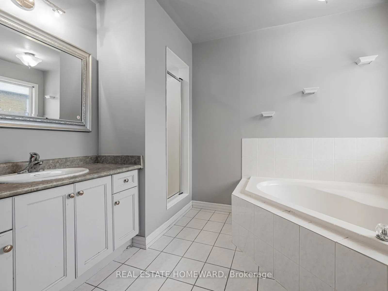 Photo 27 of 304 Flagstone Way, Newmarket, Woodland Hill — HOMEH