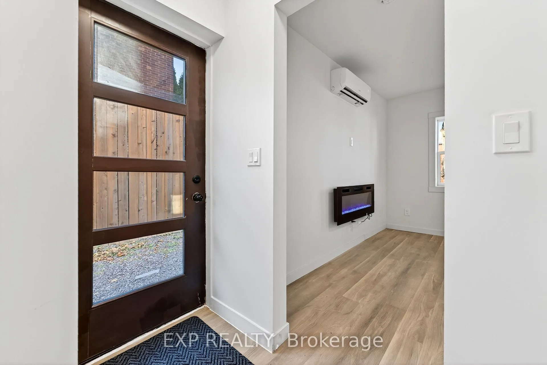 Photo 5 of 19 & 21 Railway Terrace, Belleville, Belleville Ward — HOMEH