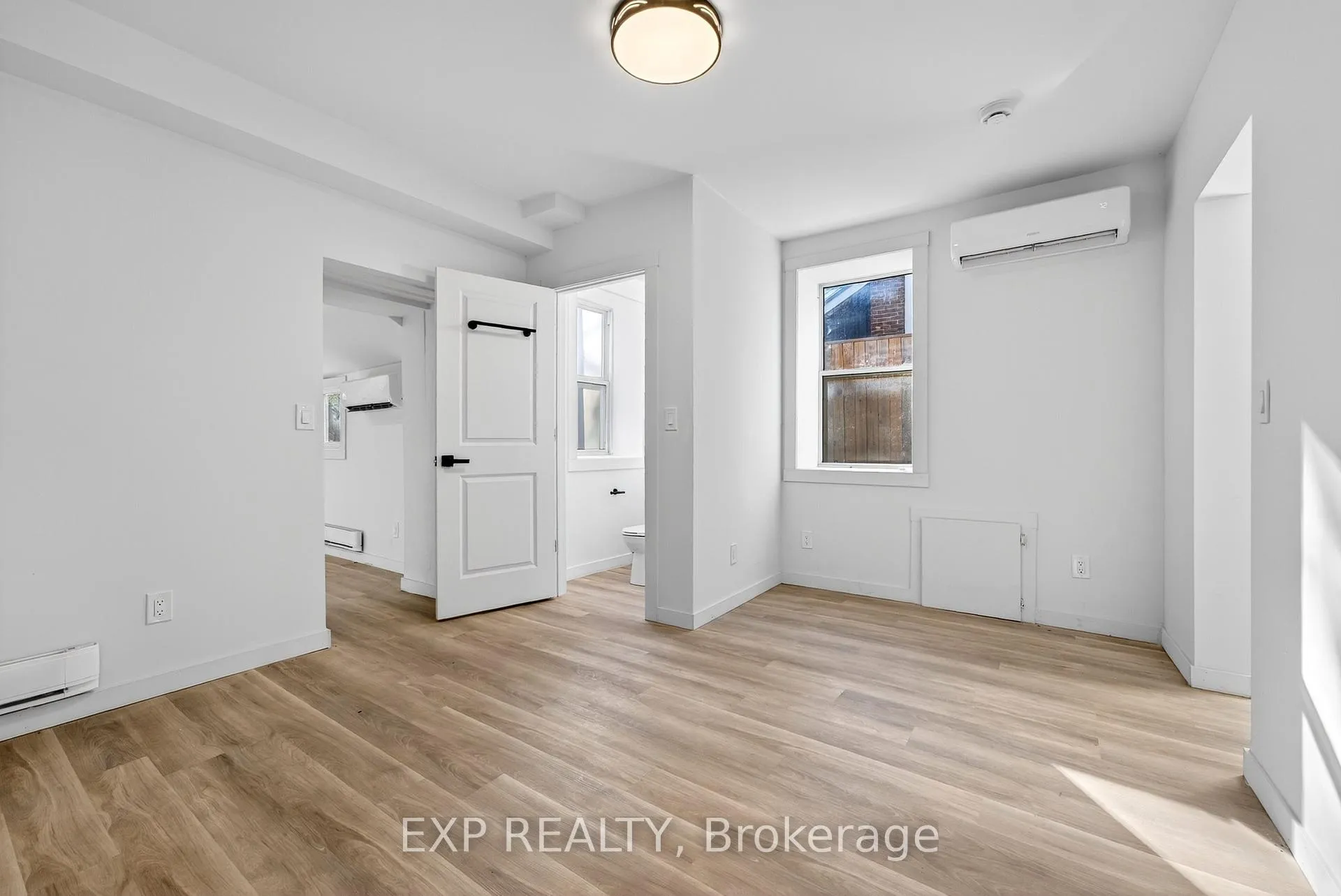 Photo 11 of 19 & 21 Railway Terrace, Belleville, Belleville Ward — HOMEH