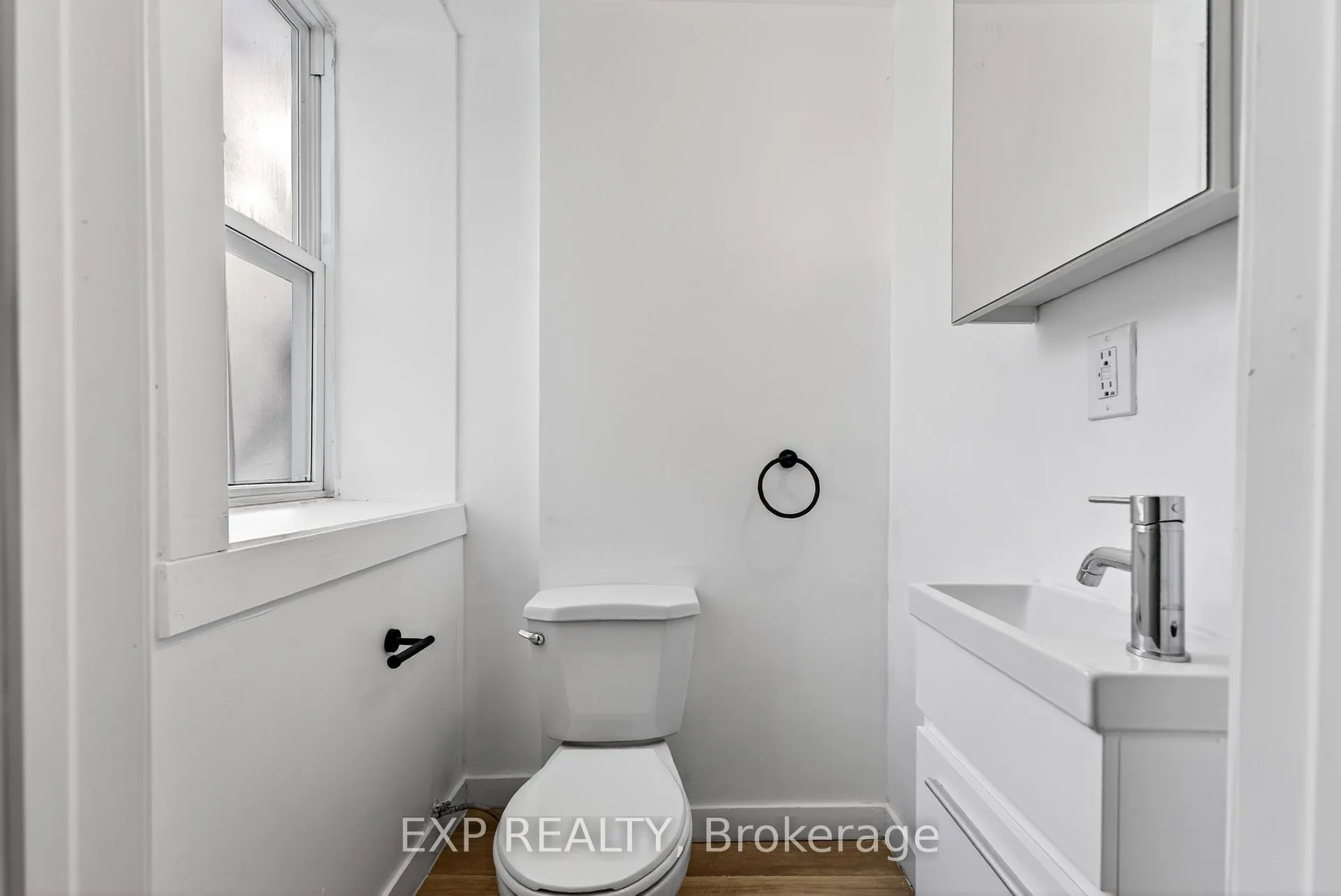 Photo 12 of 19 & 21 Railway Terrace, Belleville, Belleville Ward — HOMEH