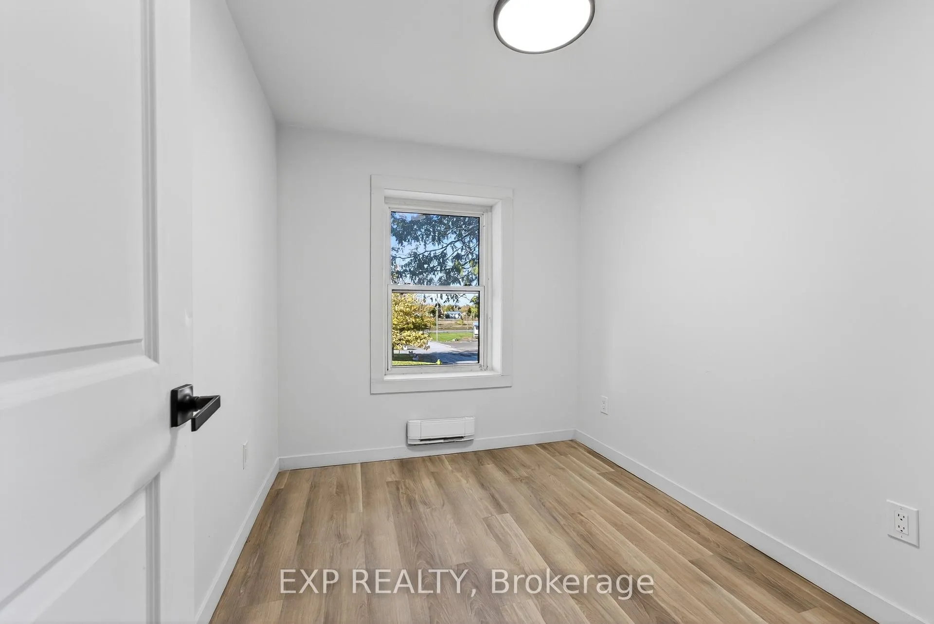 Photo 31 of 19 & 21 Railway Terrace, Belleville, Belleville Ward — HOMEH