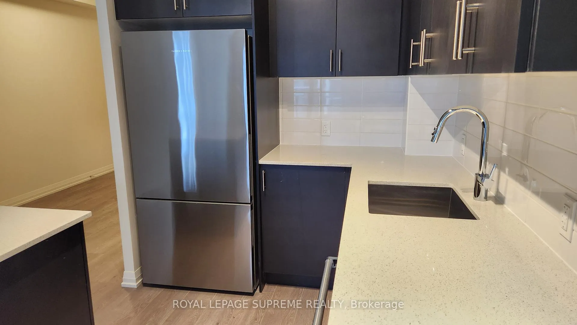 Photo 7 of Unit 404, 8960 Jane Street, Vaughan, Vellore Village — HOMEH