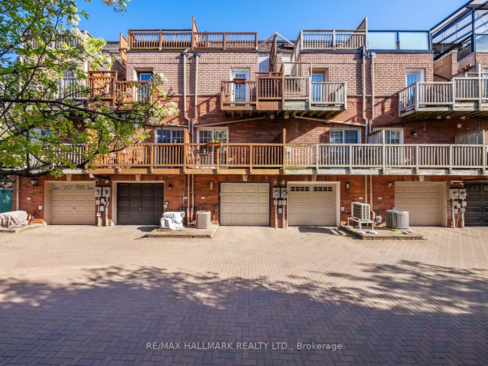 Photo 6 of 1518 Queen Street E, Toronto, Greenwood-Coxwell — HOMEH