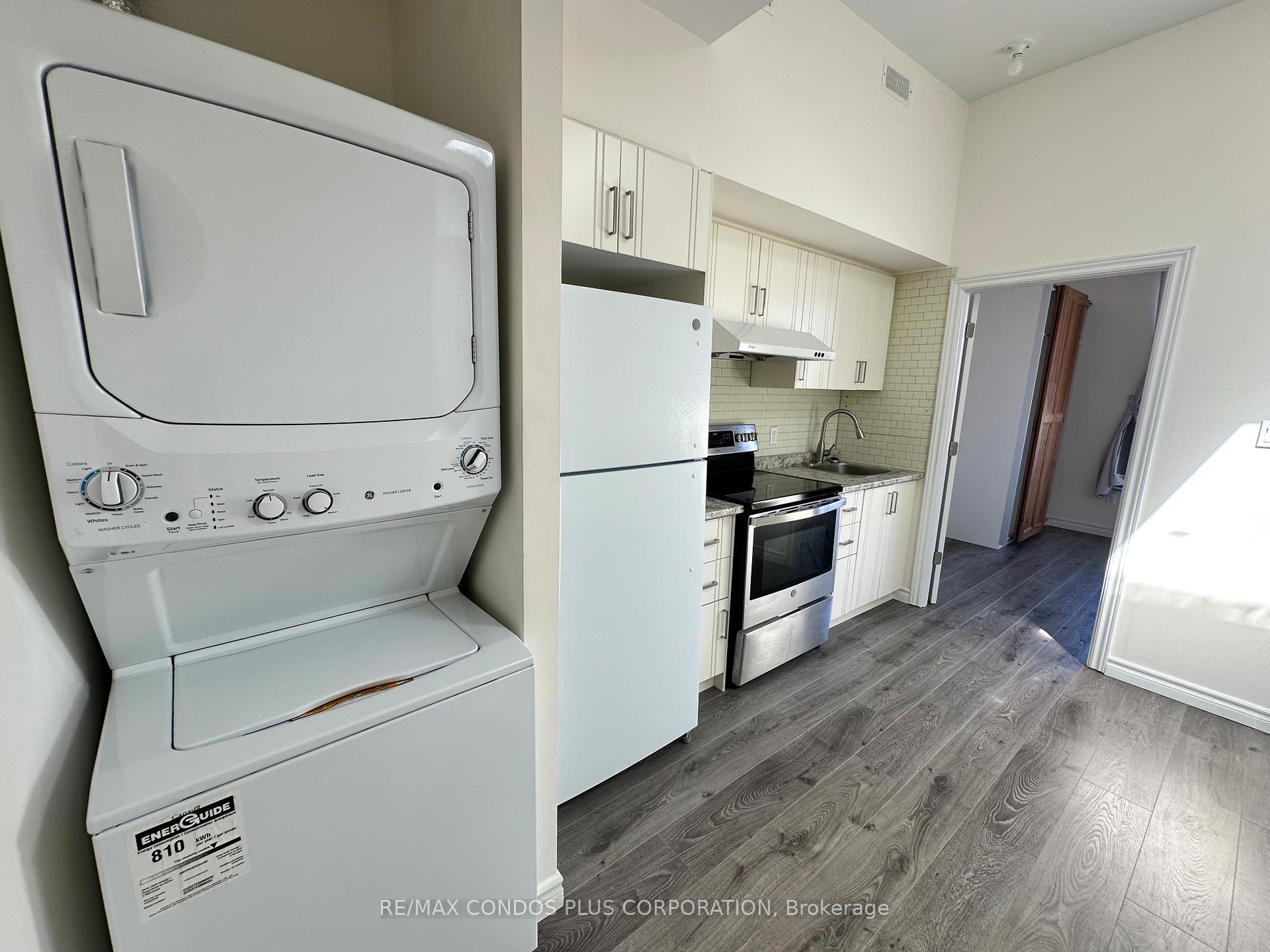 Photo 5 of Unit 3A, 725 Danforth Avenue, Toronto, Danforth — HOMEH