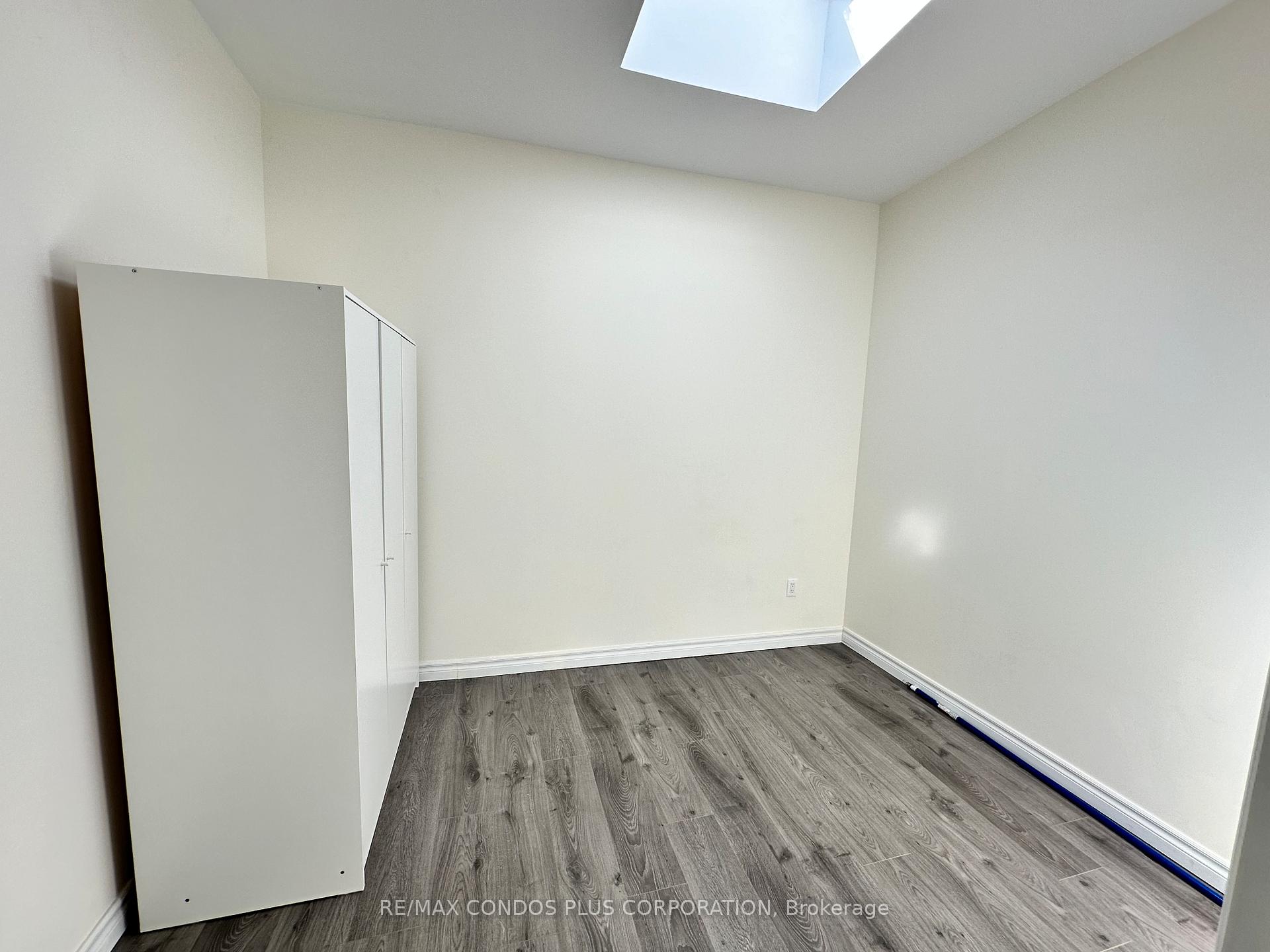 Photo 6 of Unit 3A, 725 Danforth Avenue, Toronto, Danforth — HOMEH