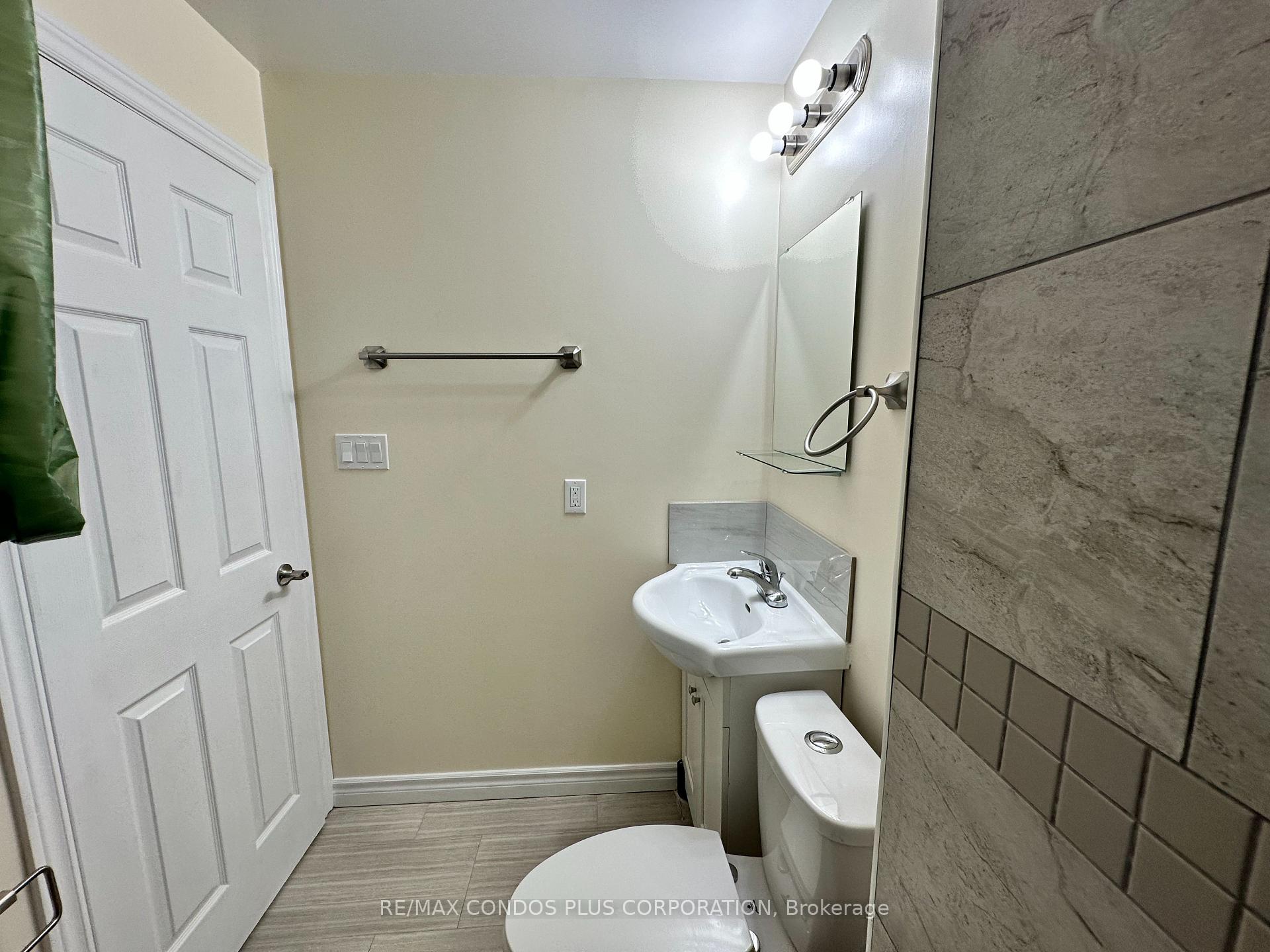 Photo 8 of Unit 3A, 725 Danforth Avenue, Toronto, Danforth — HOMEH