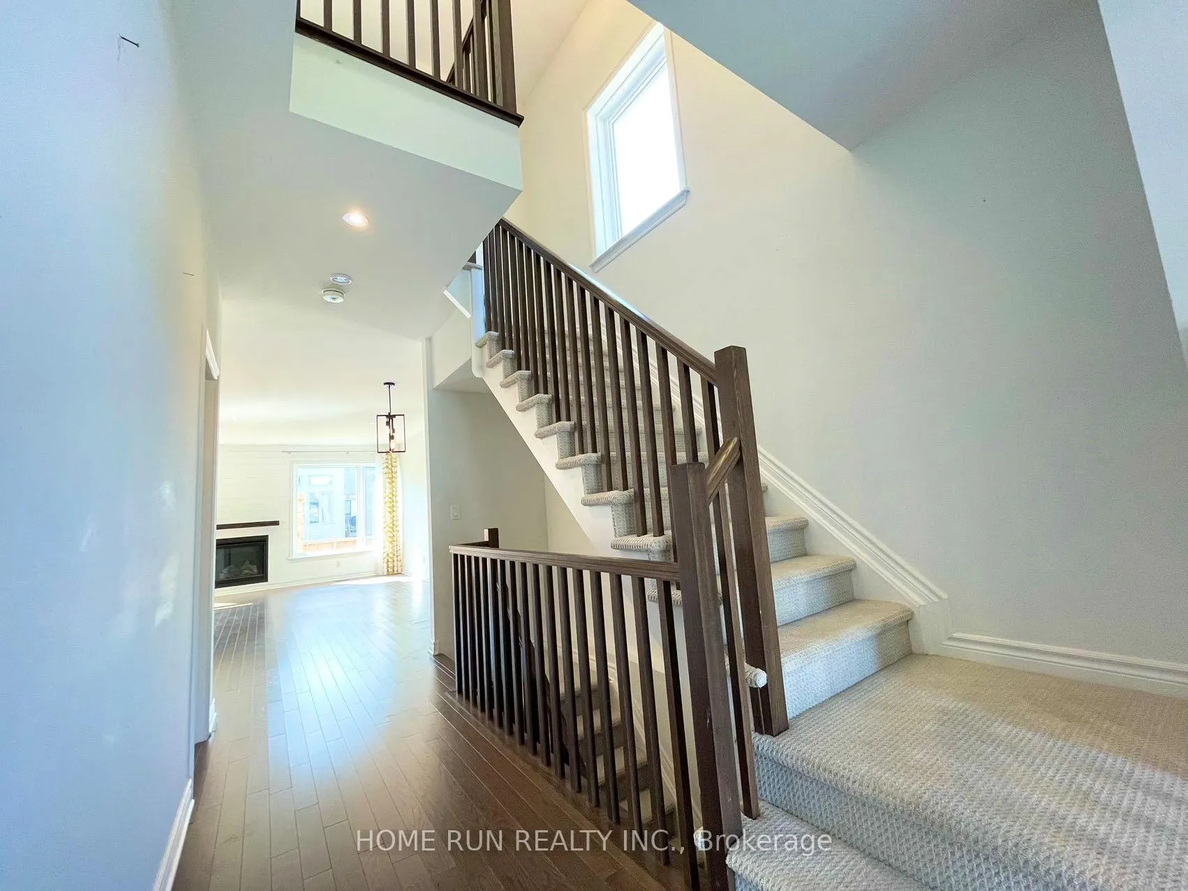 Photo 2 of 507 Borbridge Avenue, Ottawa, Riverside South/Gloucester Glen — HOMEH