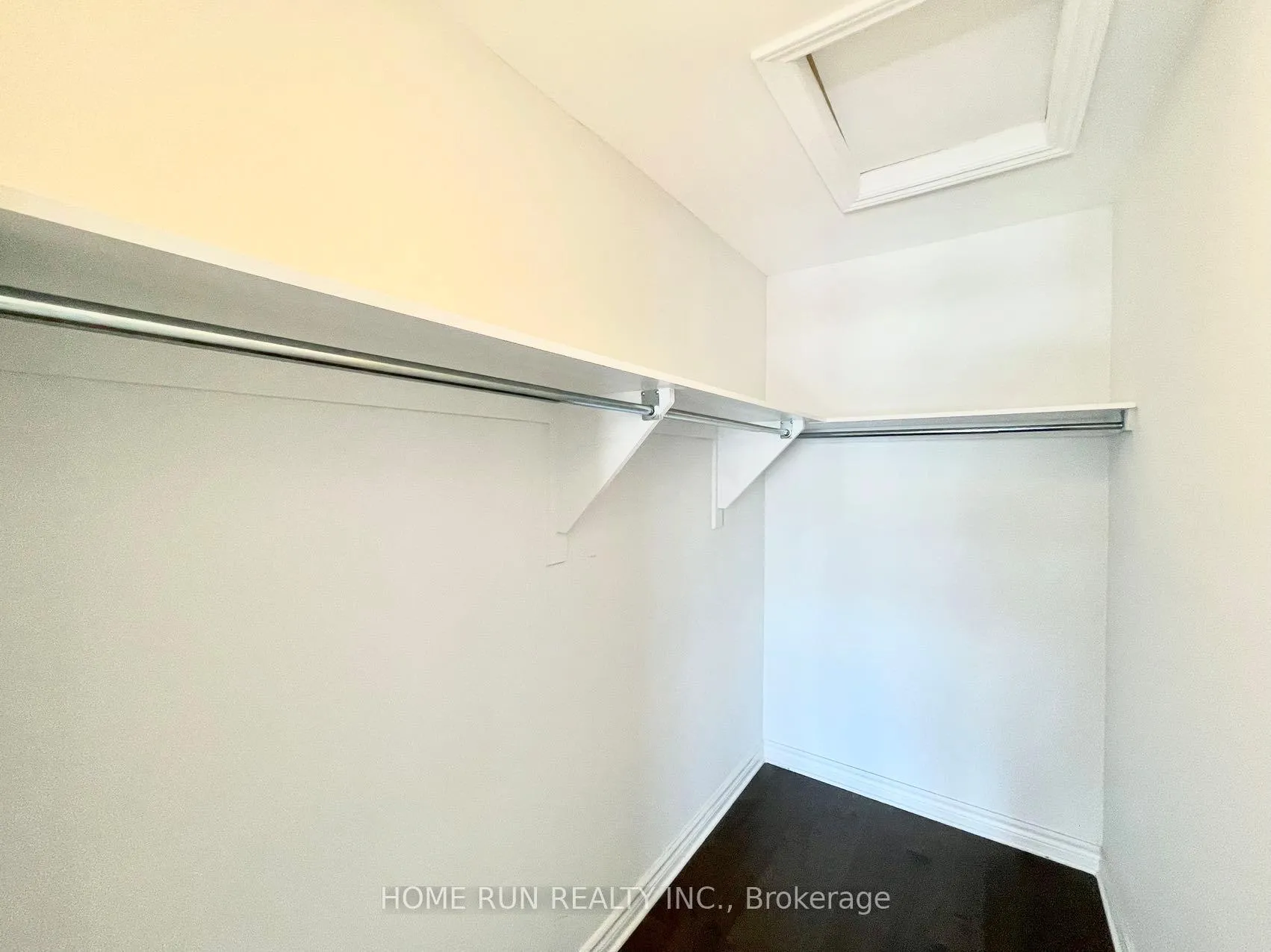 Photo 16 of 507 Borbridge Avenue, Ottawa, Riverside South/Gloucester Glen — HOMEH