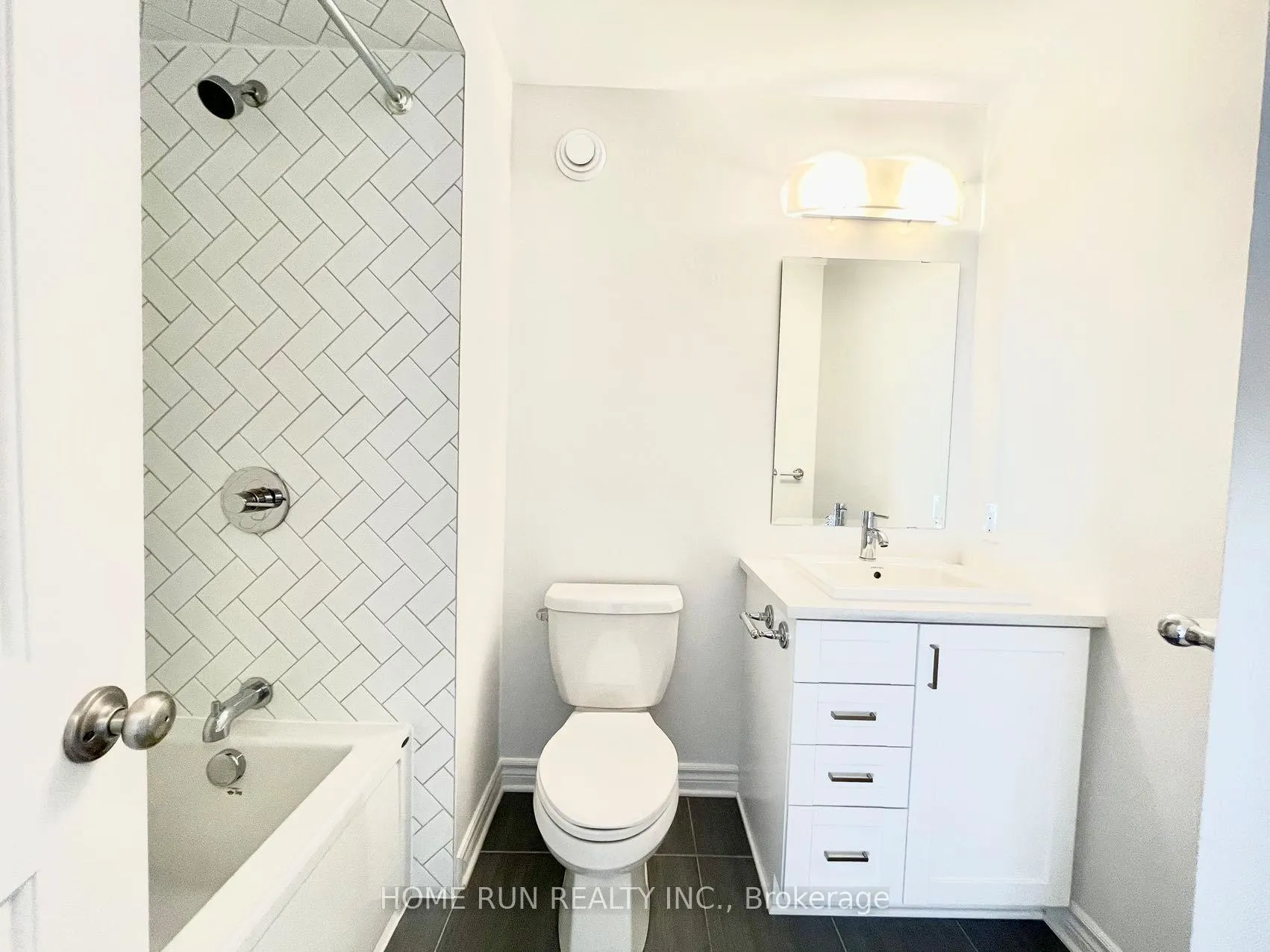 Photo 22 of 507 Borbridge Avenue, Ottawa, Riverside South/Gloucester Glen — HOMEH