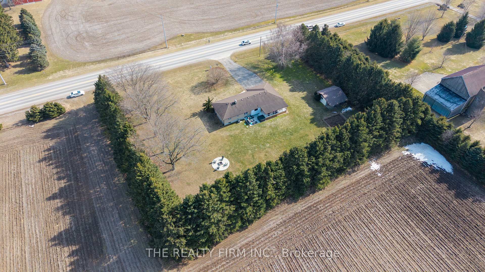 Photo 3 of 8178 Glendon Drive, Strathroy-Caradoc, Rural Strathroy-Caradoc — HOMEH
