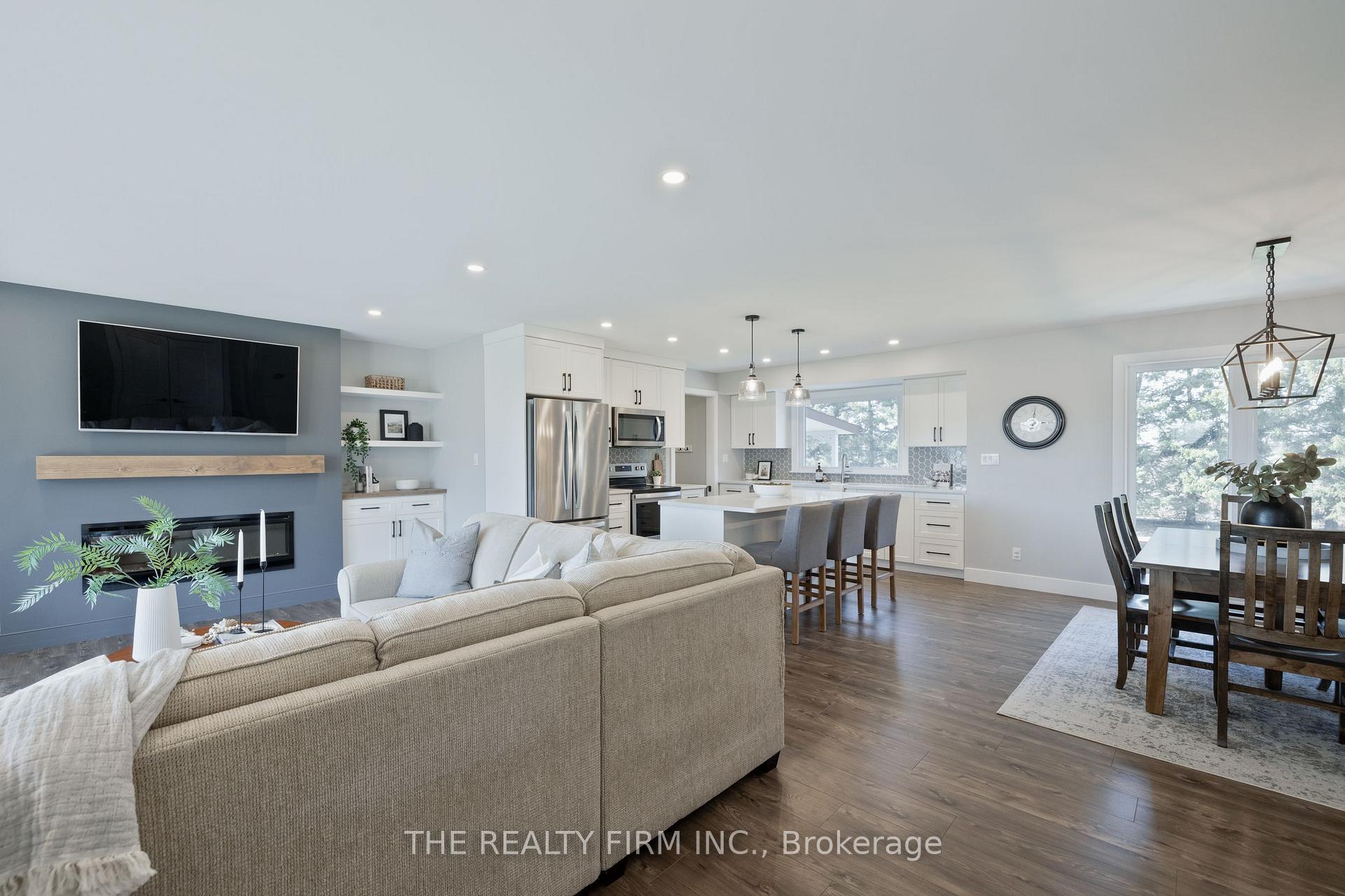 Photo 6 of 8178 Glendon Drive, Strathroy-Caradoc, Rural Strathroy-Caradoc — HOMEH