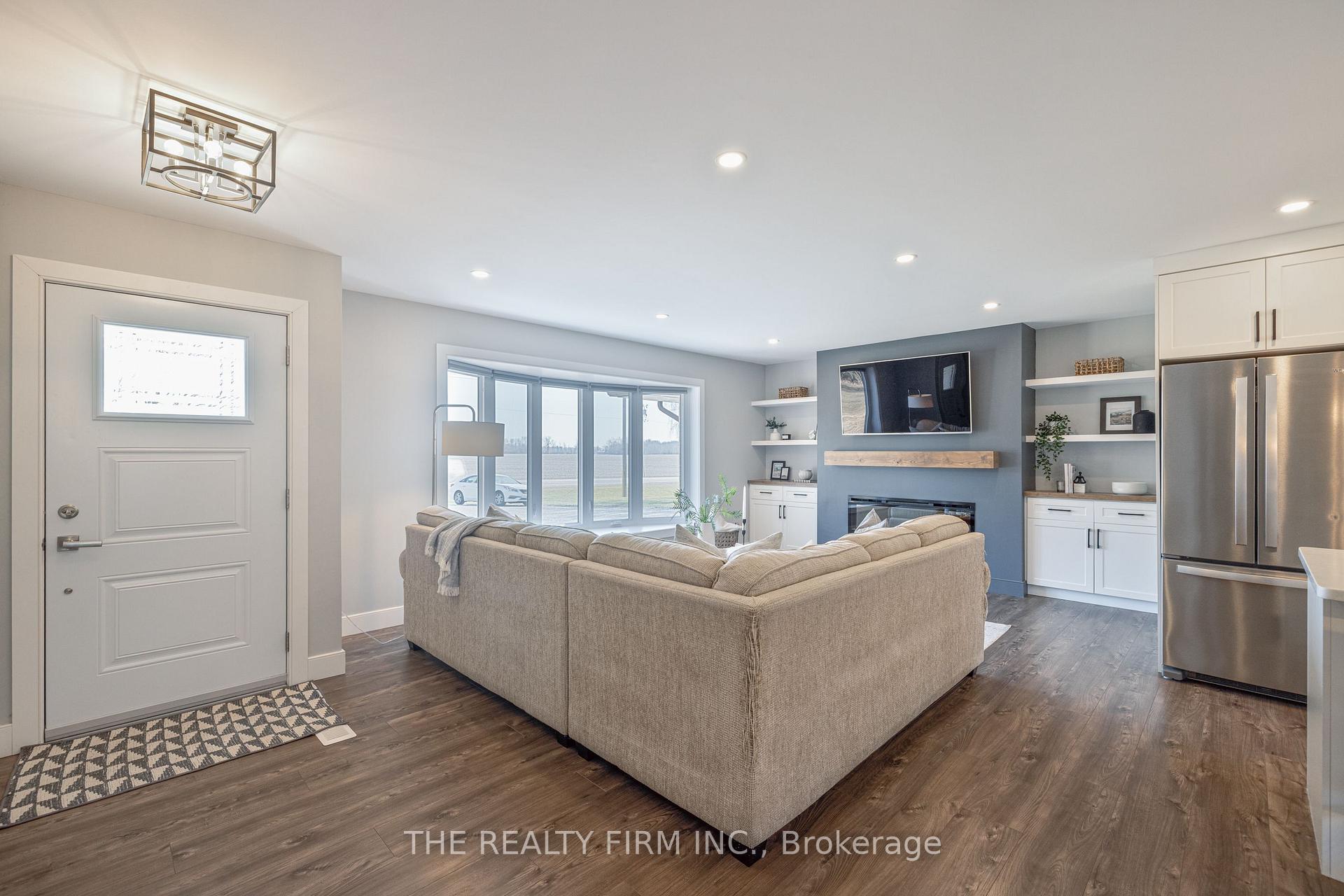 Photo 7 of 8178 Glendon Drive, Strathroy-Caradoc, Rural Strathroy-Caradoc — HOMEH