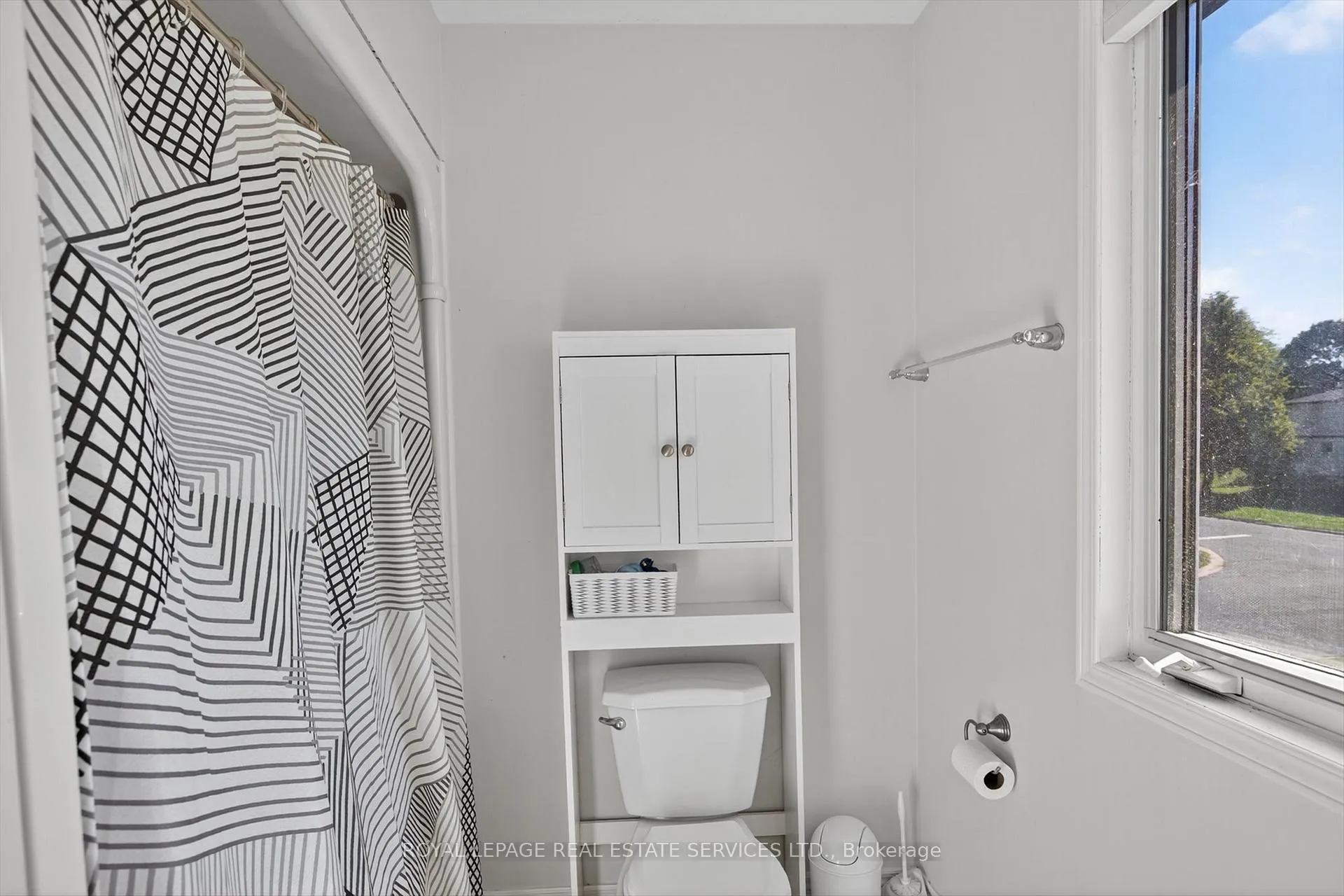 Photo 21 of Unit 308, 2650 Marsdale Drive, Peterborough, Ashburnham Ward 4 — HOMEH