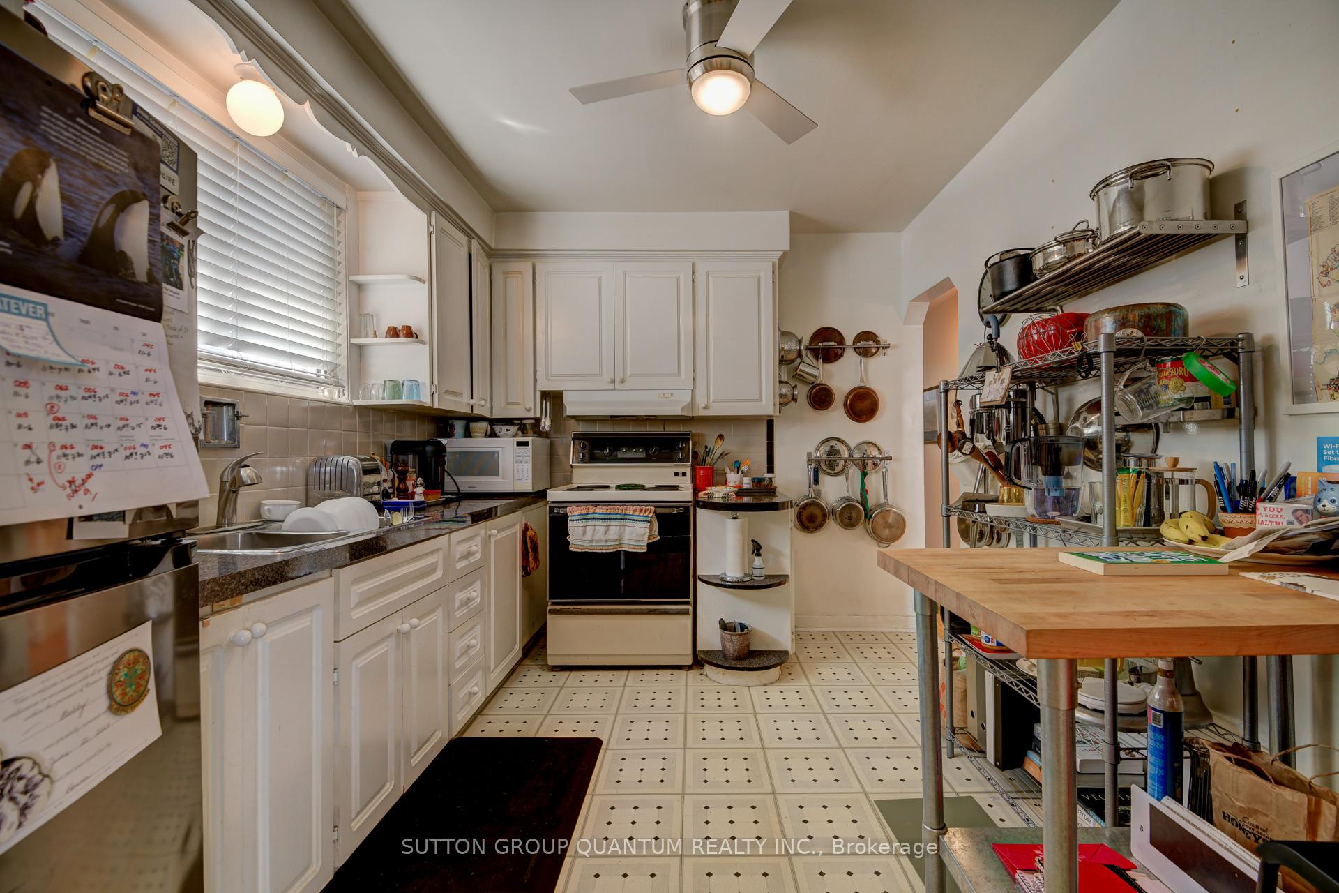 Photo 17 of 10 Hanson Road, Toronto, Oakwood Village — HOMEH
