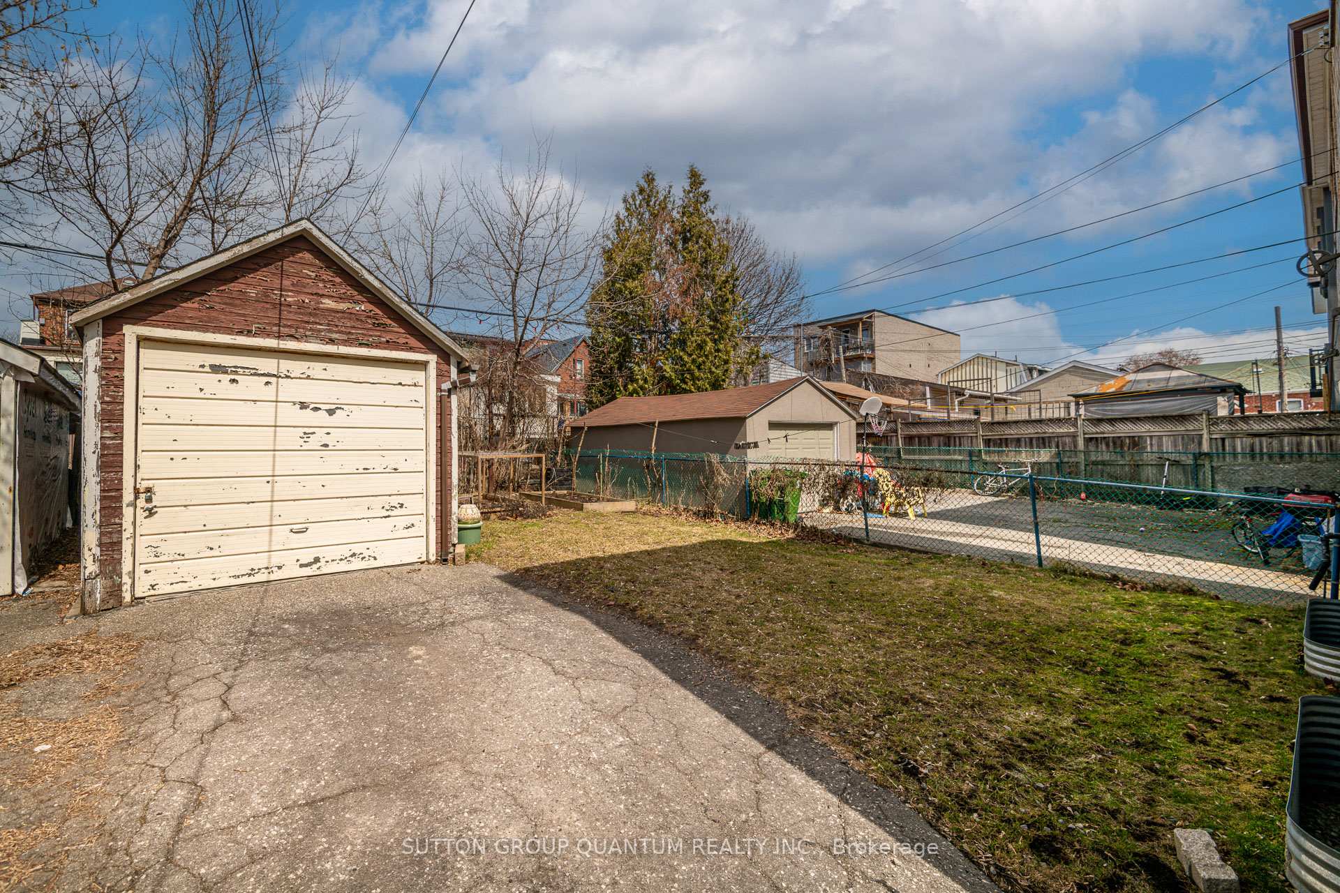 Photo 25 of 10 Hanson Road, Toronto, Oakwood Village — HOMEH