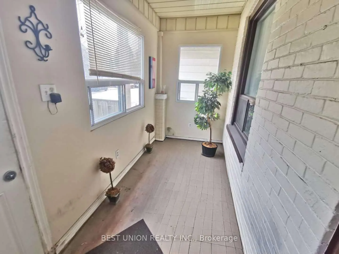 Photo 2 of Unit Upper, 108 Jones Avenue, Toronto, South Riverdale — HOMEH