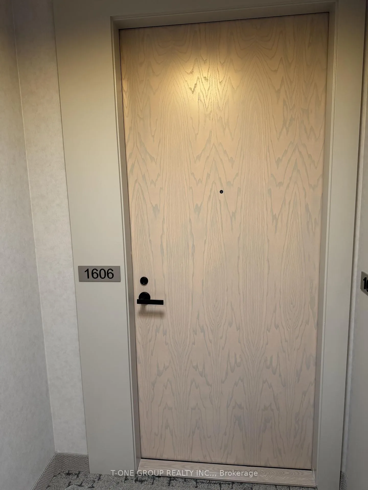 Photo 2 of Unit 1606, 8 Interchange Way, Vaughan, Vaughan Corporate Centre — HOMEH