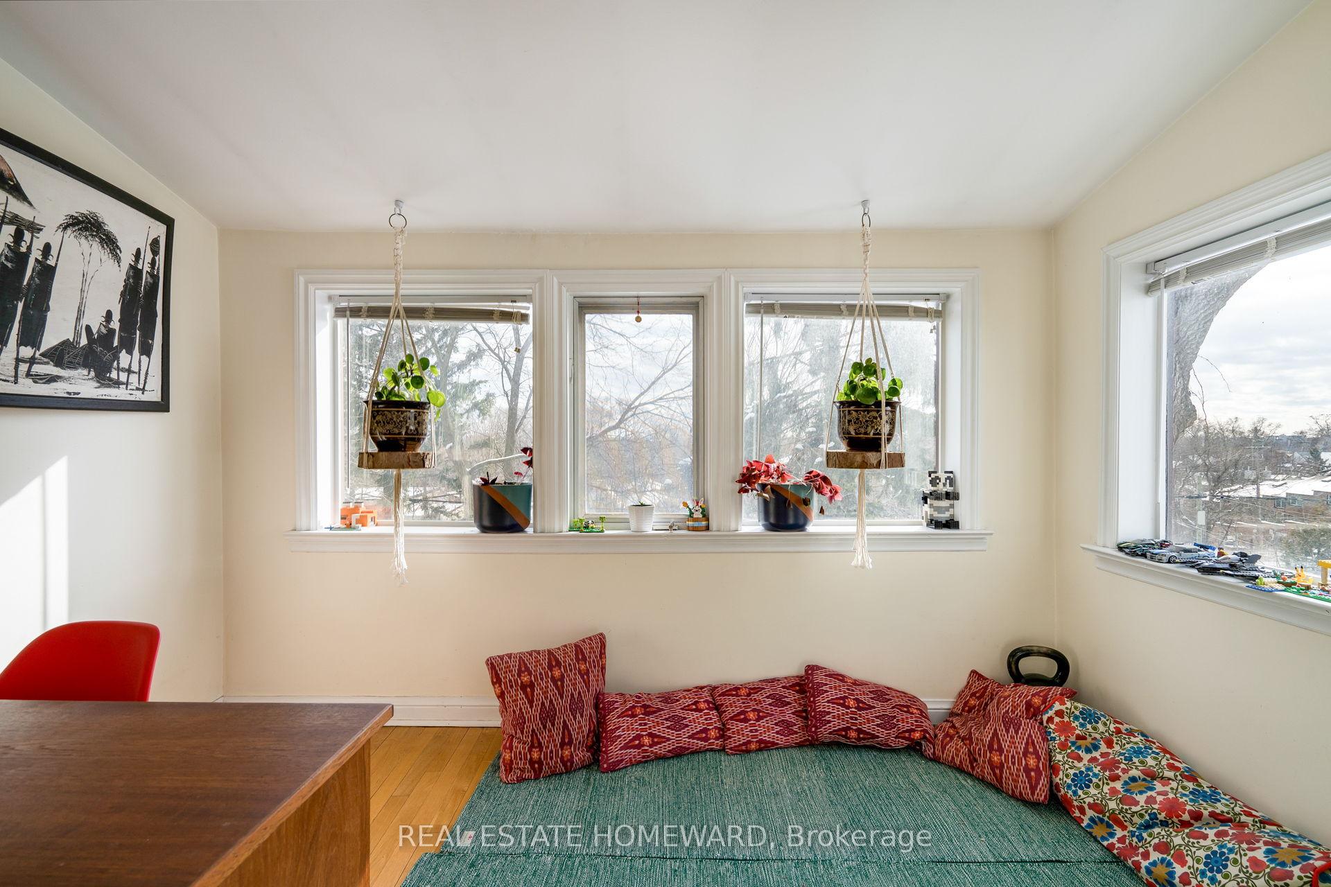 Photo 41 of 125 Boultbee Avenue, Toronto, Blake-Jones — HOMEH