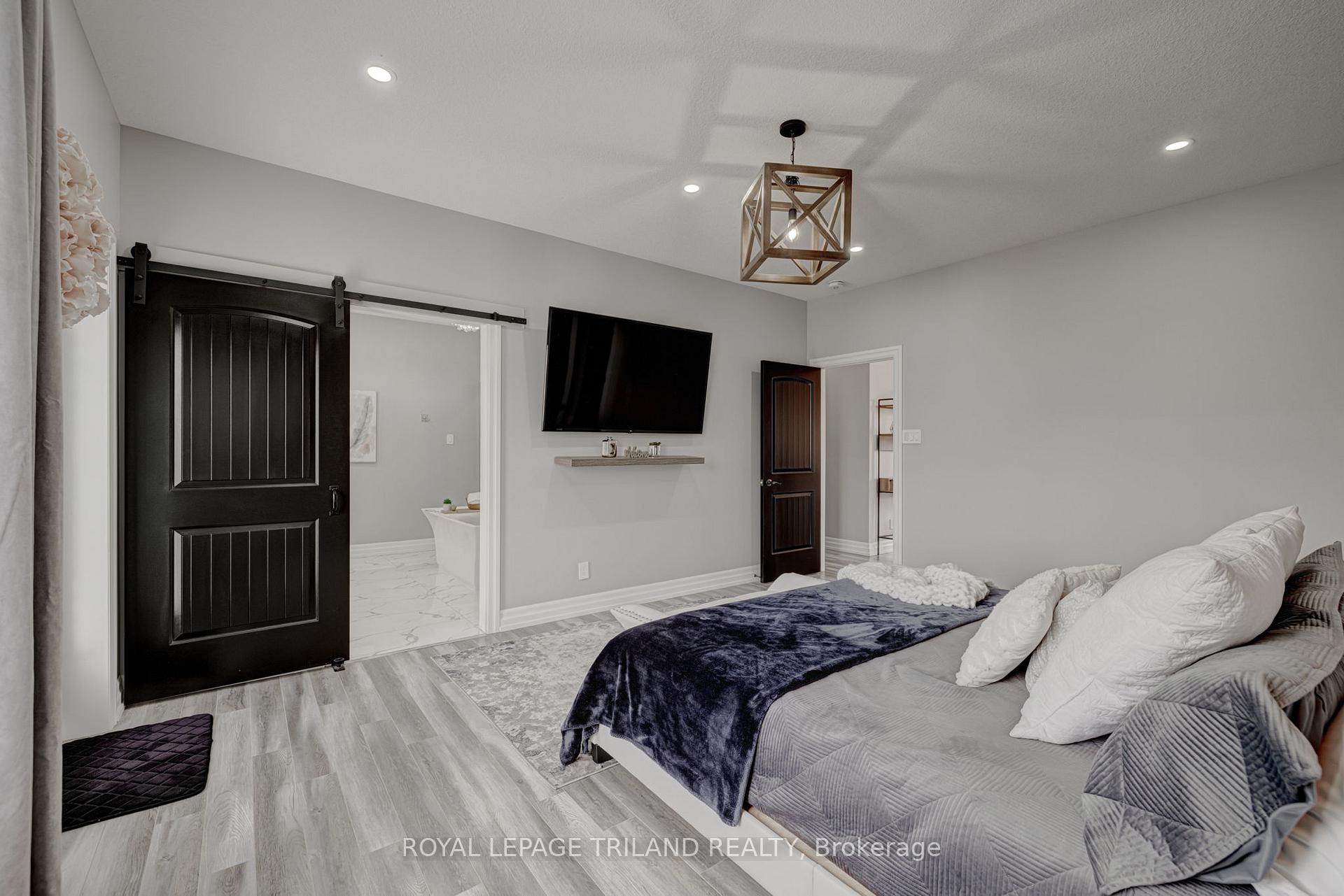 Photo 21 of 22345 Allen Road, Strathroy-Caradoc, Rural Strathroy-Caradoc — HOMEH