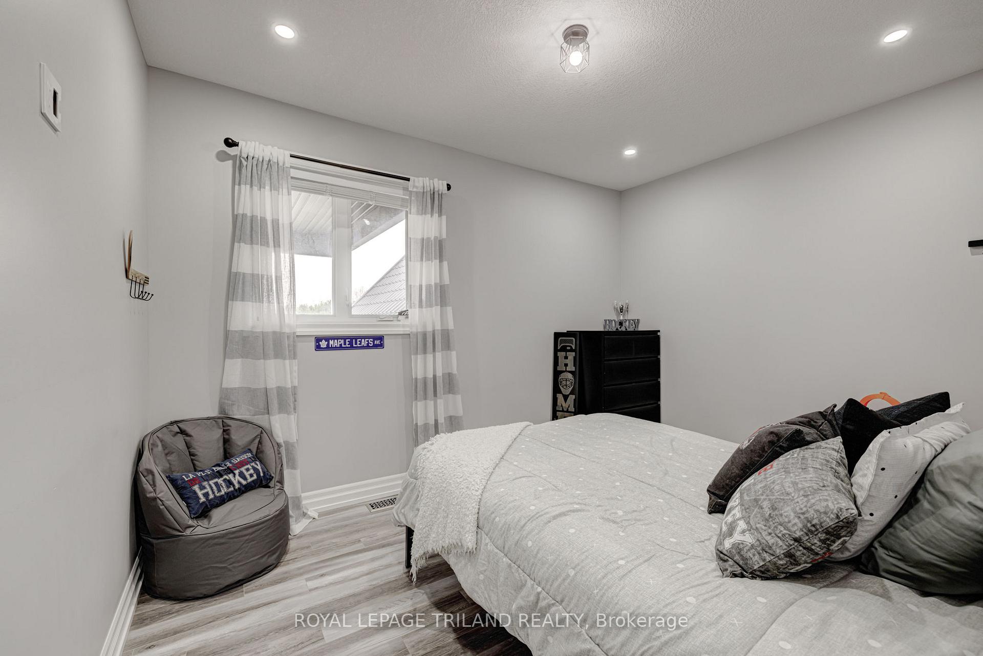 Photo 28 of 22345 Allen Road, Strathroy-Caradoc, Rural Strathroy-Caradoc — HOMEH