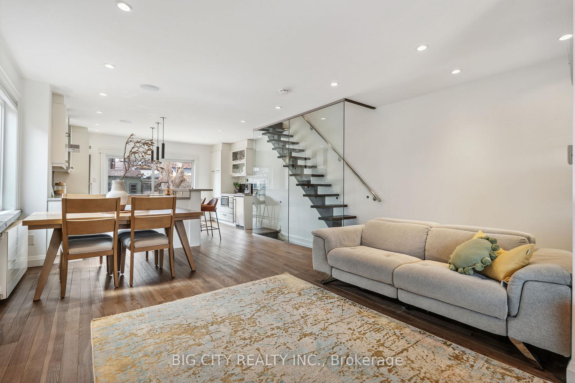 Photo 7 of 114 Robina Avenue W, Toronto, Oakwood Village — HOMEH