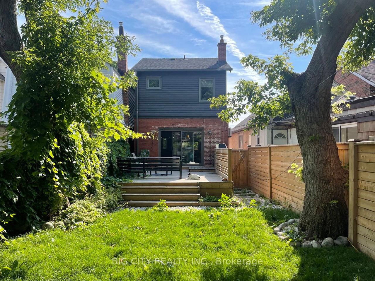 Photo 35 of 114 Robina Avenue W, Toronto, Oakwood Village — HOMEH