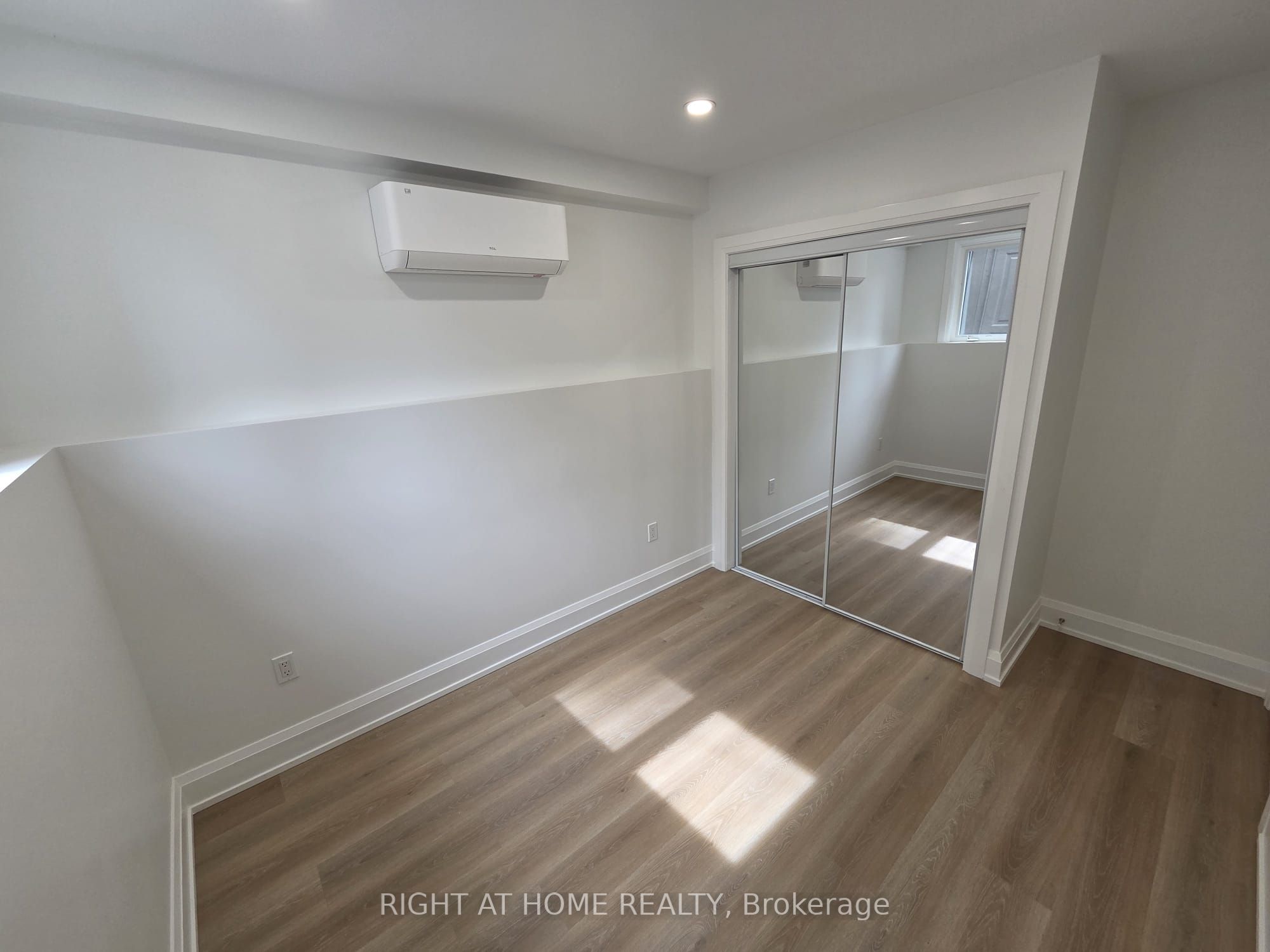 Photo 9 of Unit LGS, 696 Winona Drive, Toronto, Oakwood Village — HOMEH